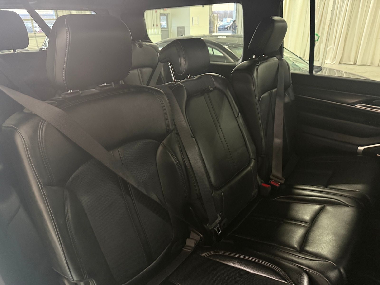 Thumbnail: 2024 Jeep Wagoneer - 5