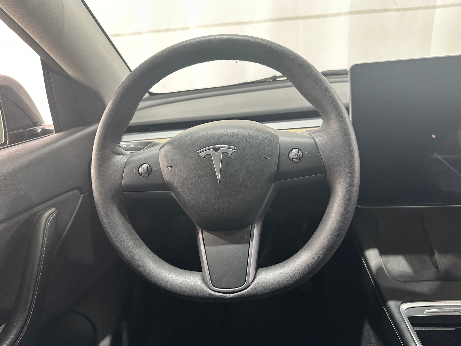 Thumbnail: 2022 Tesla Model Y - 4