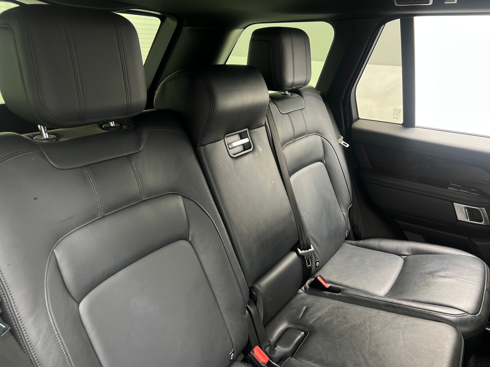 Thumbnail: 2021 Land Rover Range Rover - 5