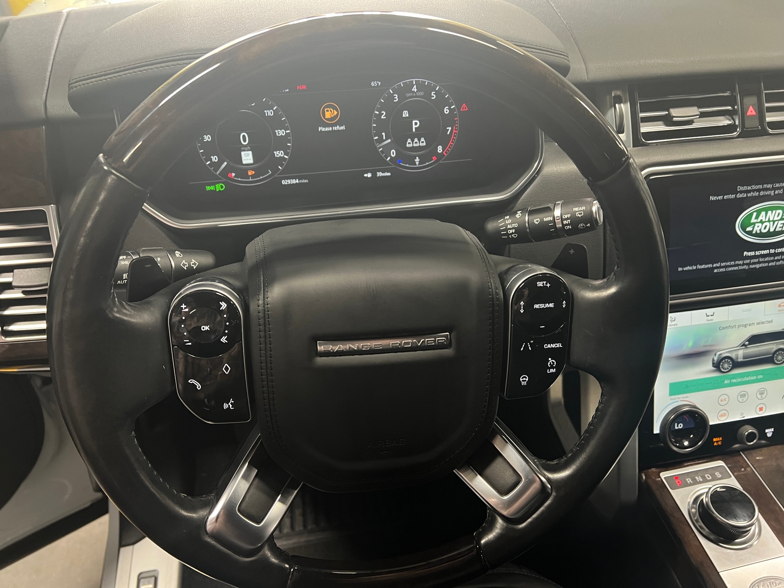 Thumbnail: 2021 Land Rover Range Rover - 4