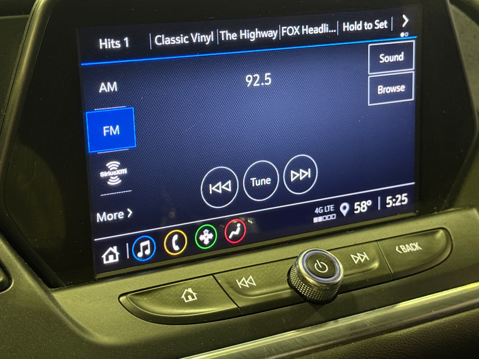 Thumbnail: 2022 Chevrolet Blazer - 4