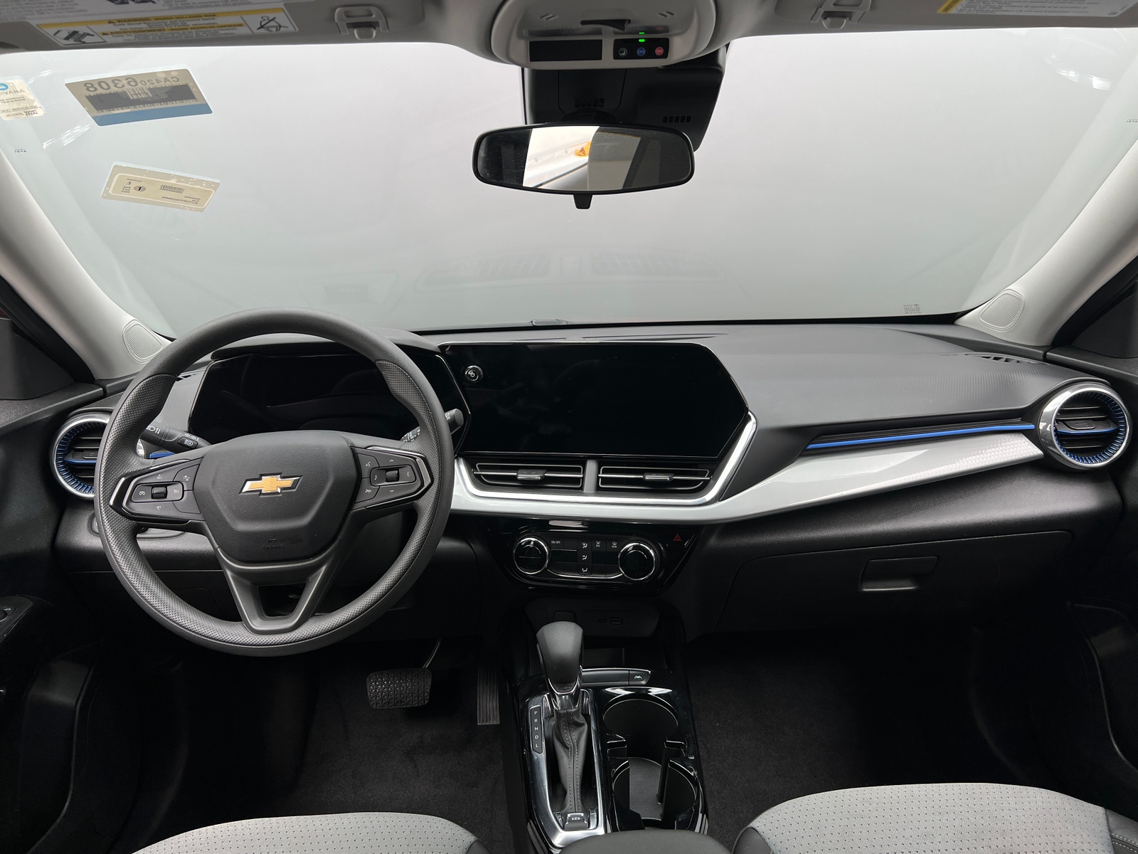 Thumbnail: 2025 Chevrolet Trax - 3