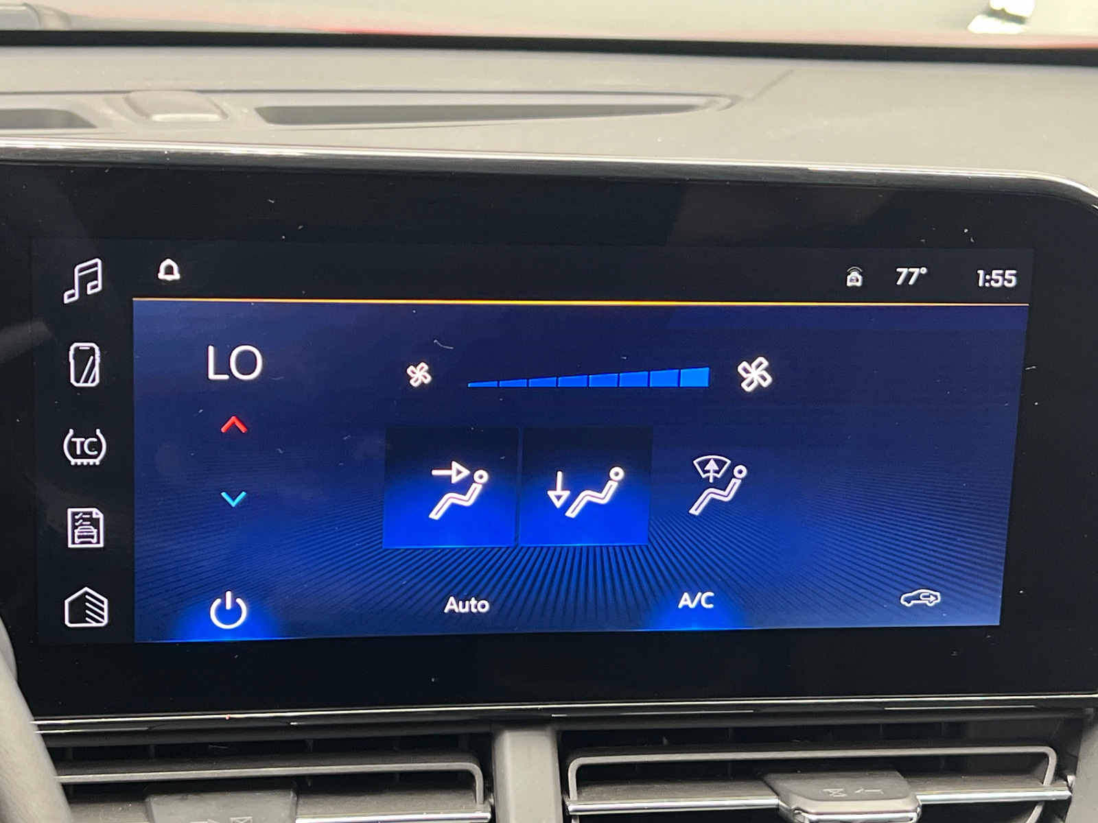 Thumbnail: 2025 Chevrolet Trax - 4