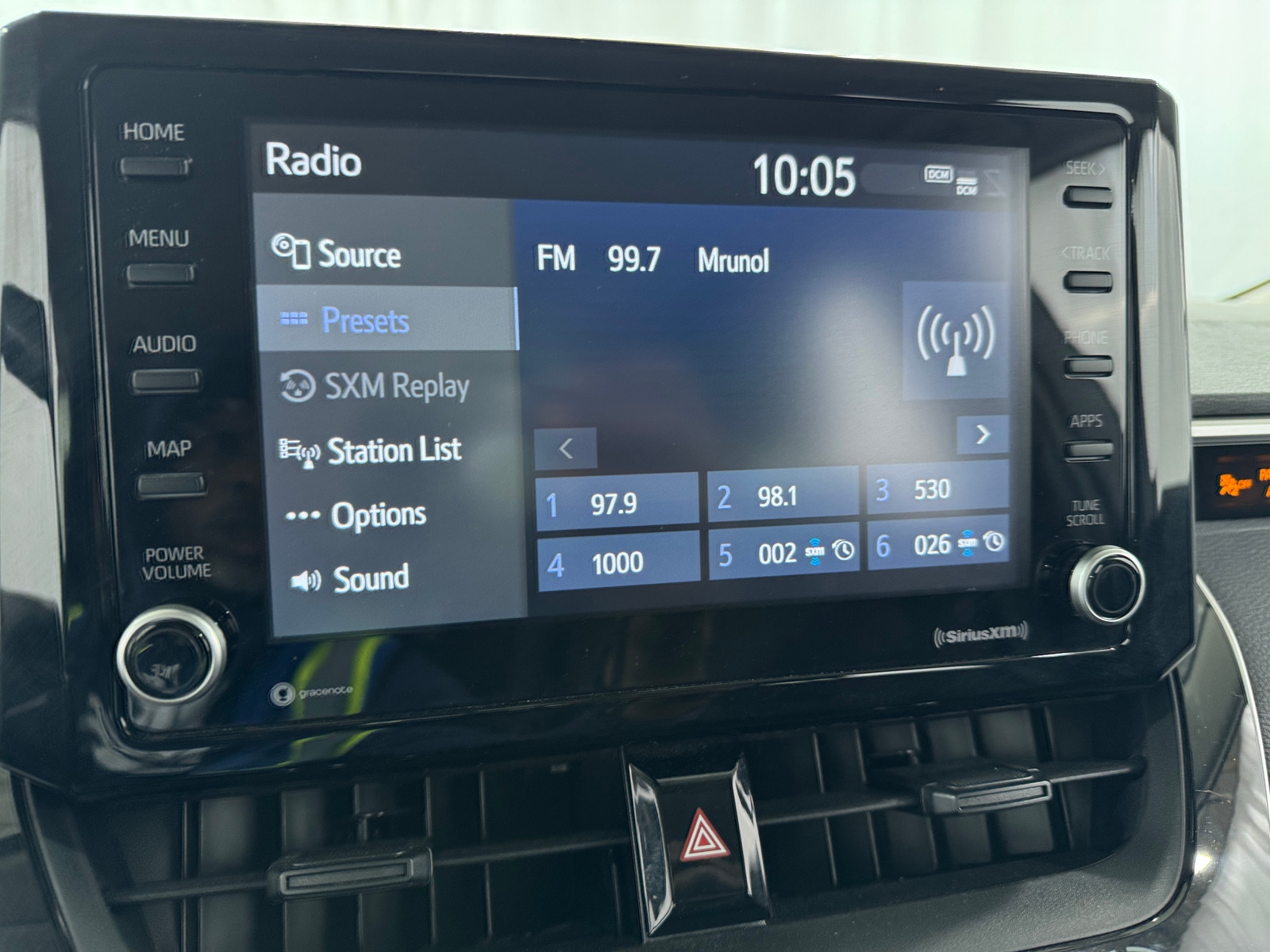 Thumbnail: 2022 Toyota Corolla - 4