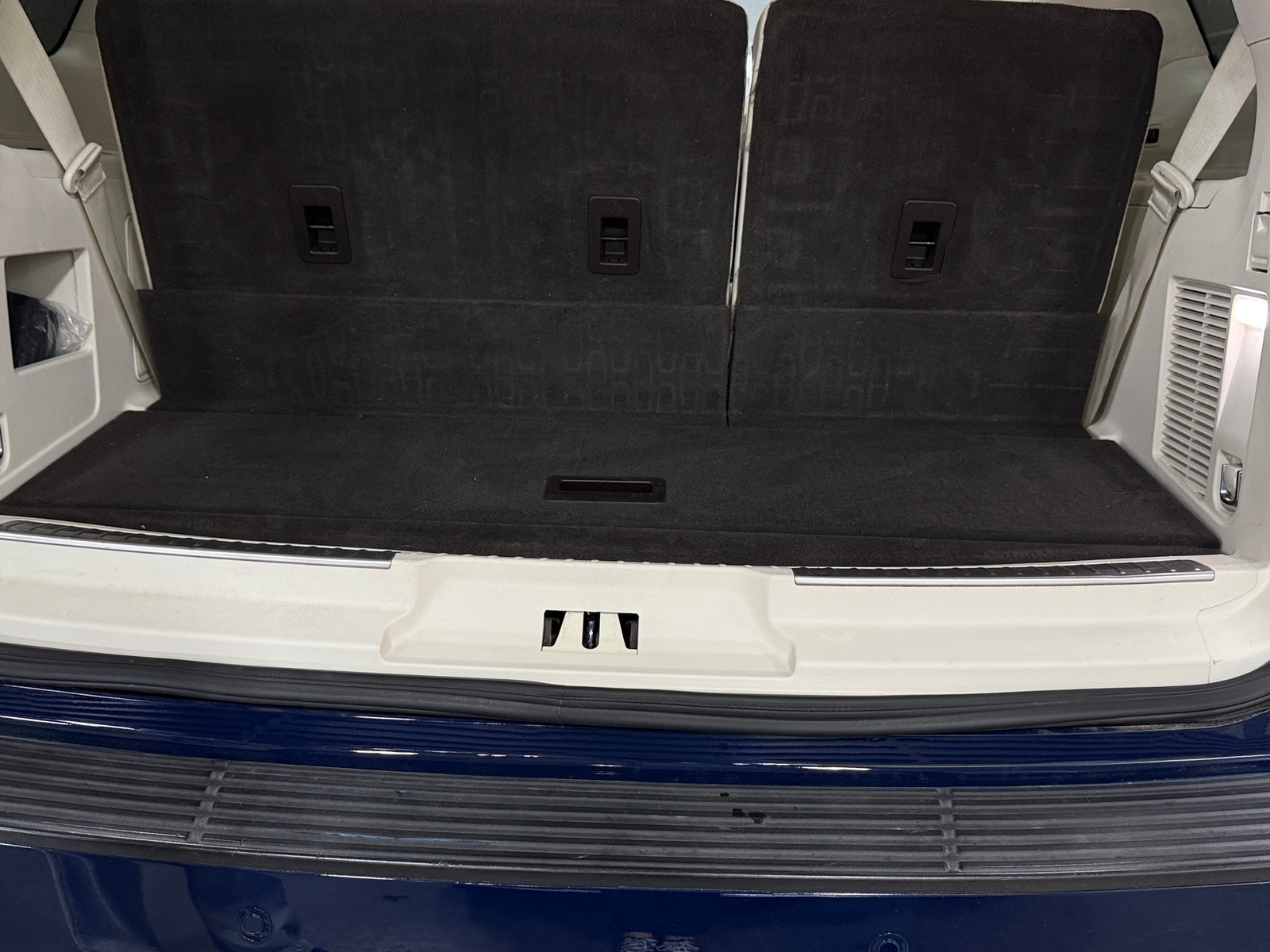 Thumbnail: 2020 Lincoln Navigator - 6