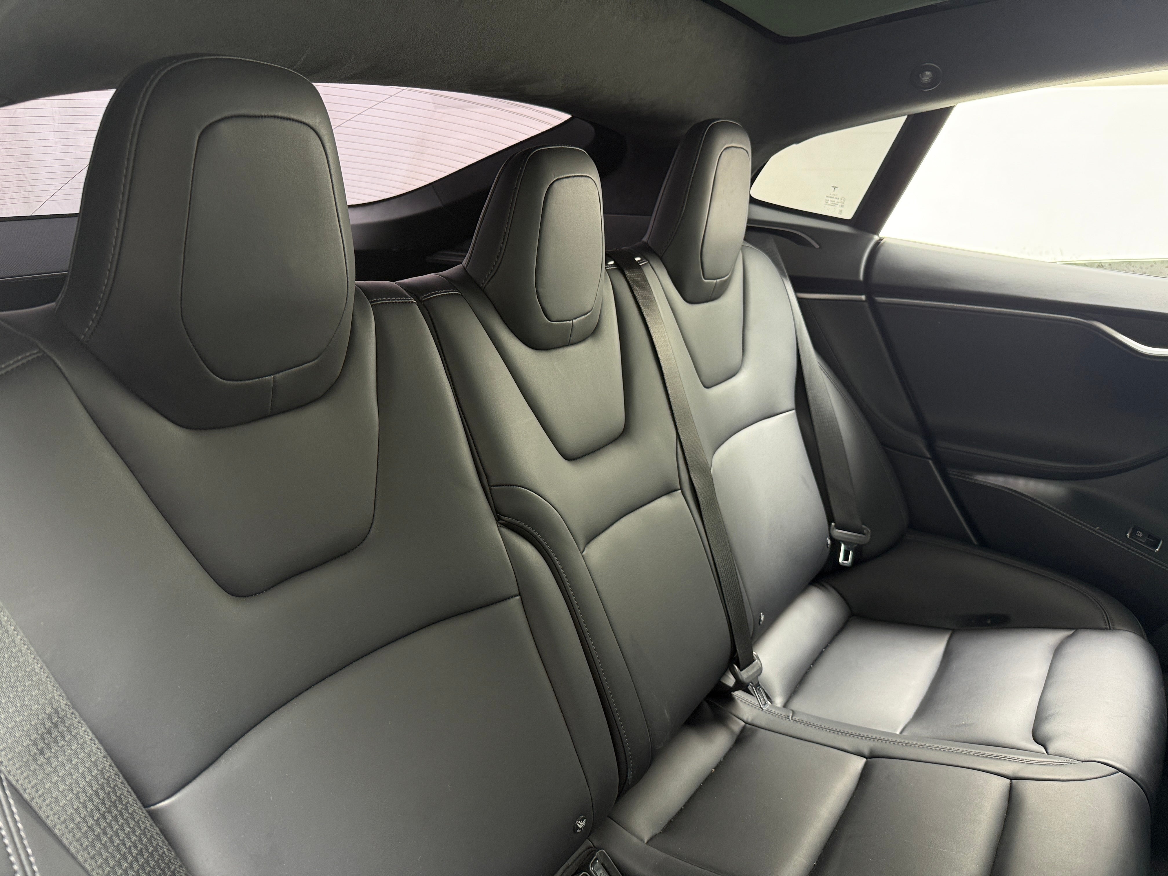 Used 2019 Tesla Model S P100D with VIN 5YJSA1E42KF343680 for sale in Oak Creek, WI