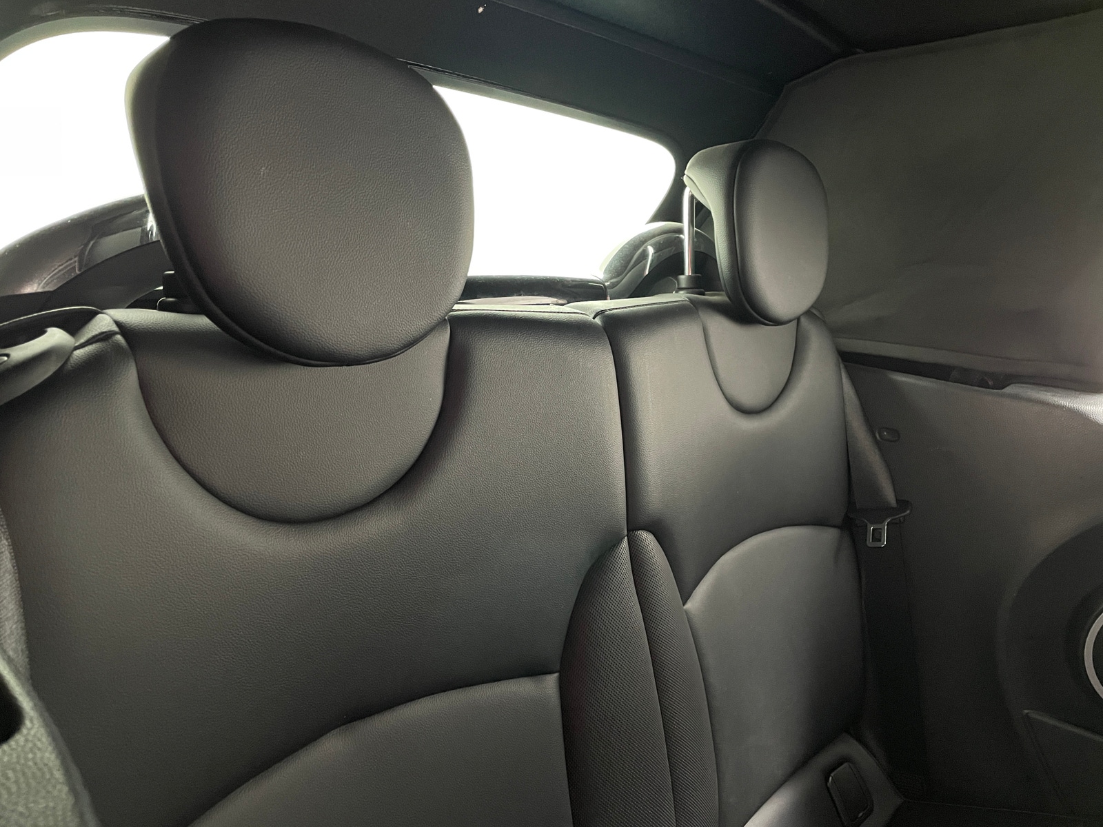 Thumbnail: 2015 MINI Cooper Convertible - 6