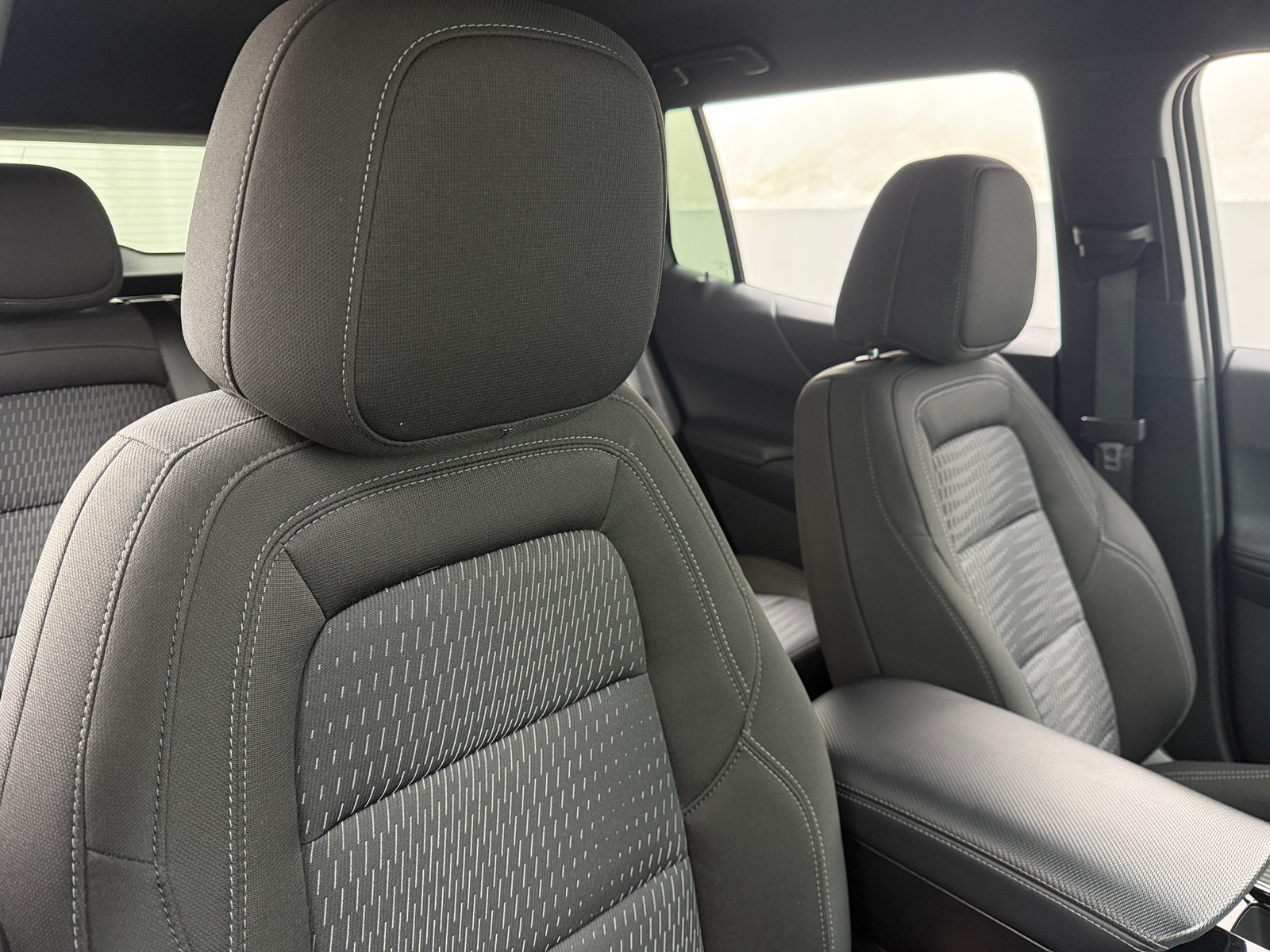 Thumbnail: 2025 Chevrolet Equinox - 2