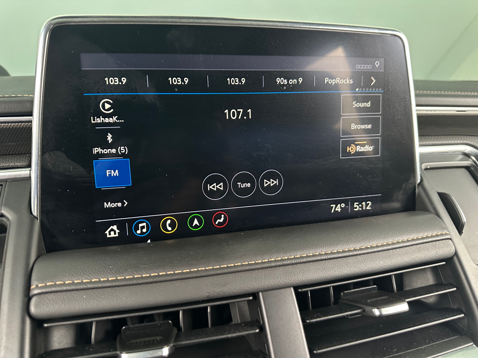 Thumbnail: 2021 GMC Yukon XL - 3