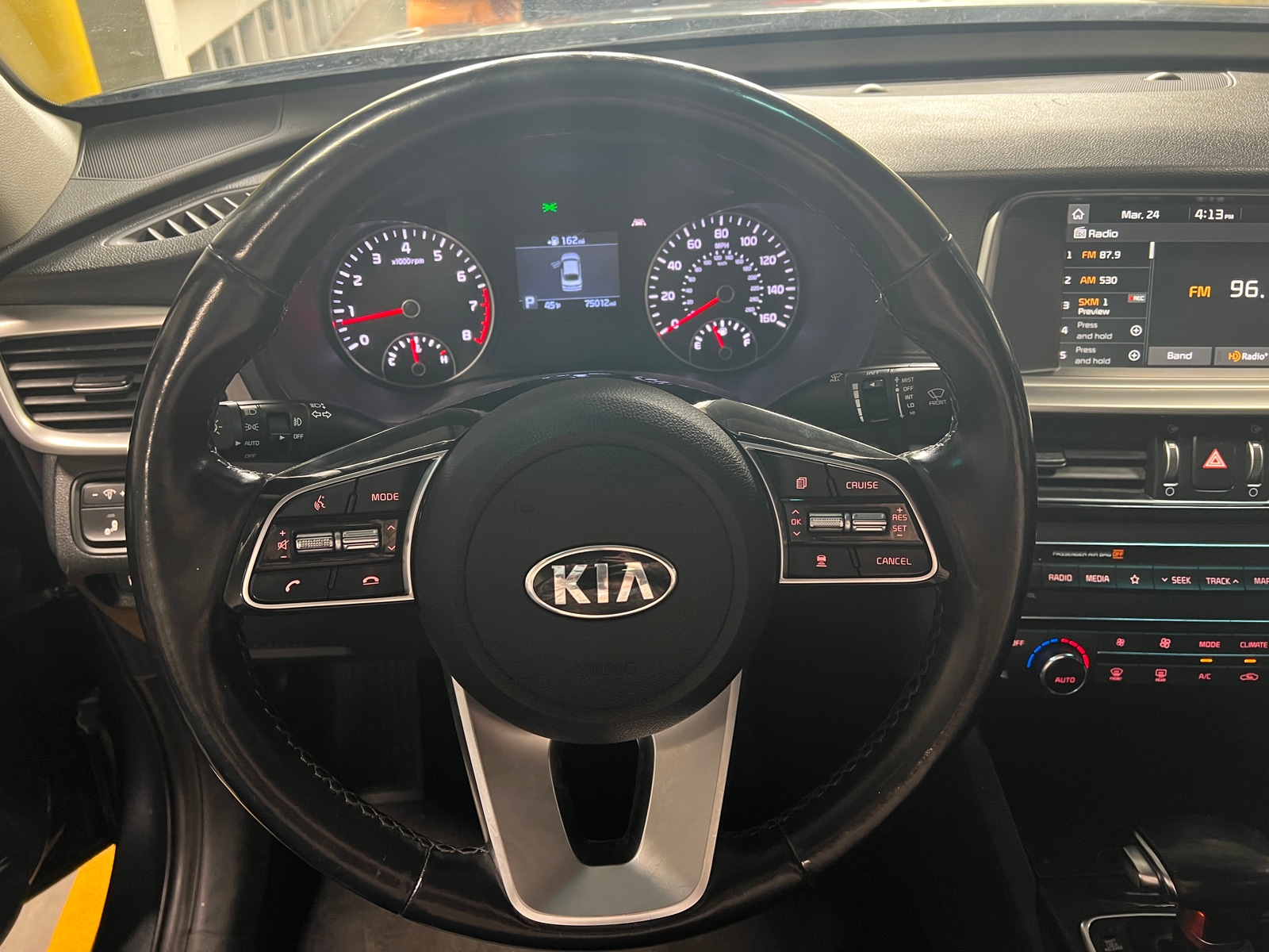 Thumbnail: 2020 Kia Optima - 4