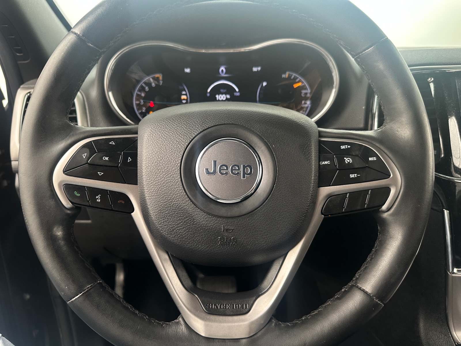 Thumbnail: 2019 Jeep Grand Cherokee - 5