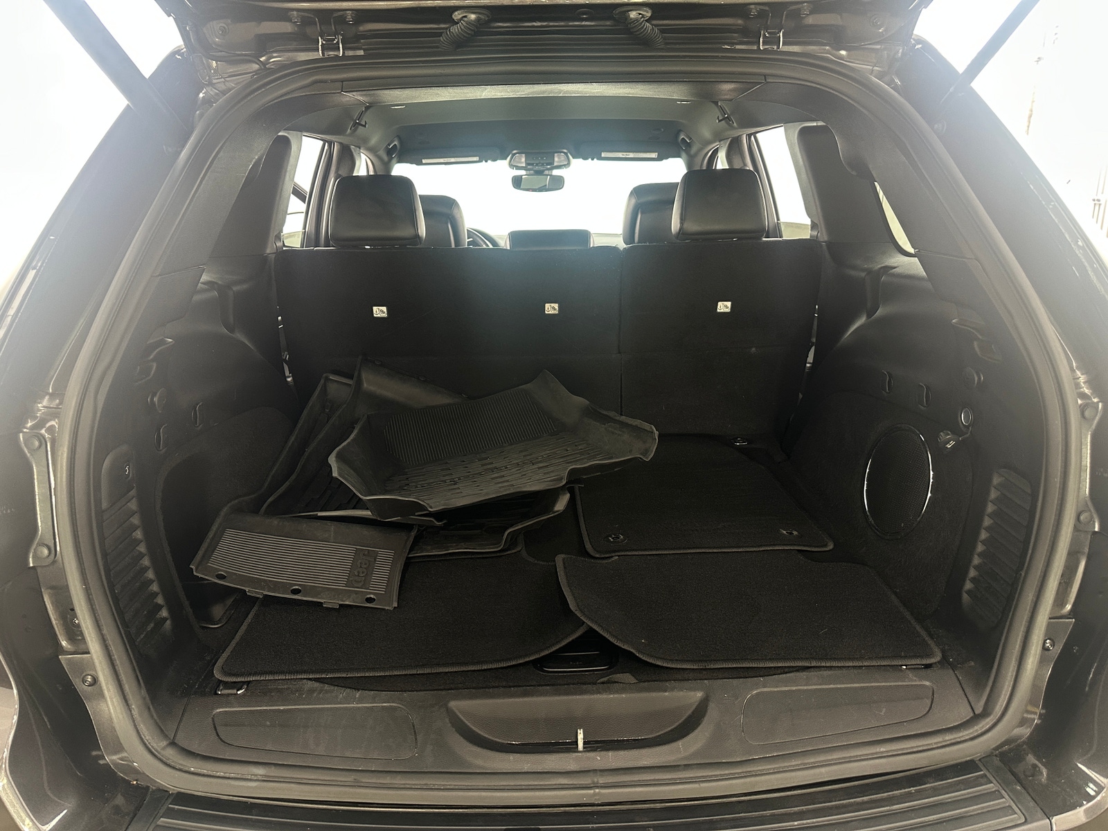 Thumbnail: 2019 Jeep Grand Cherokee - 7