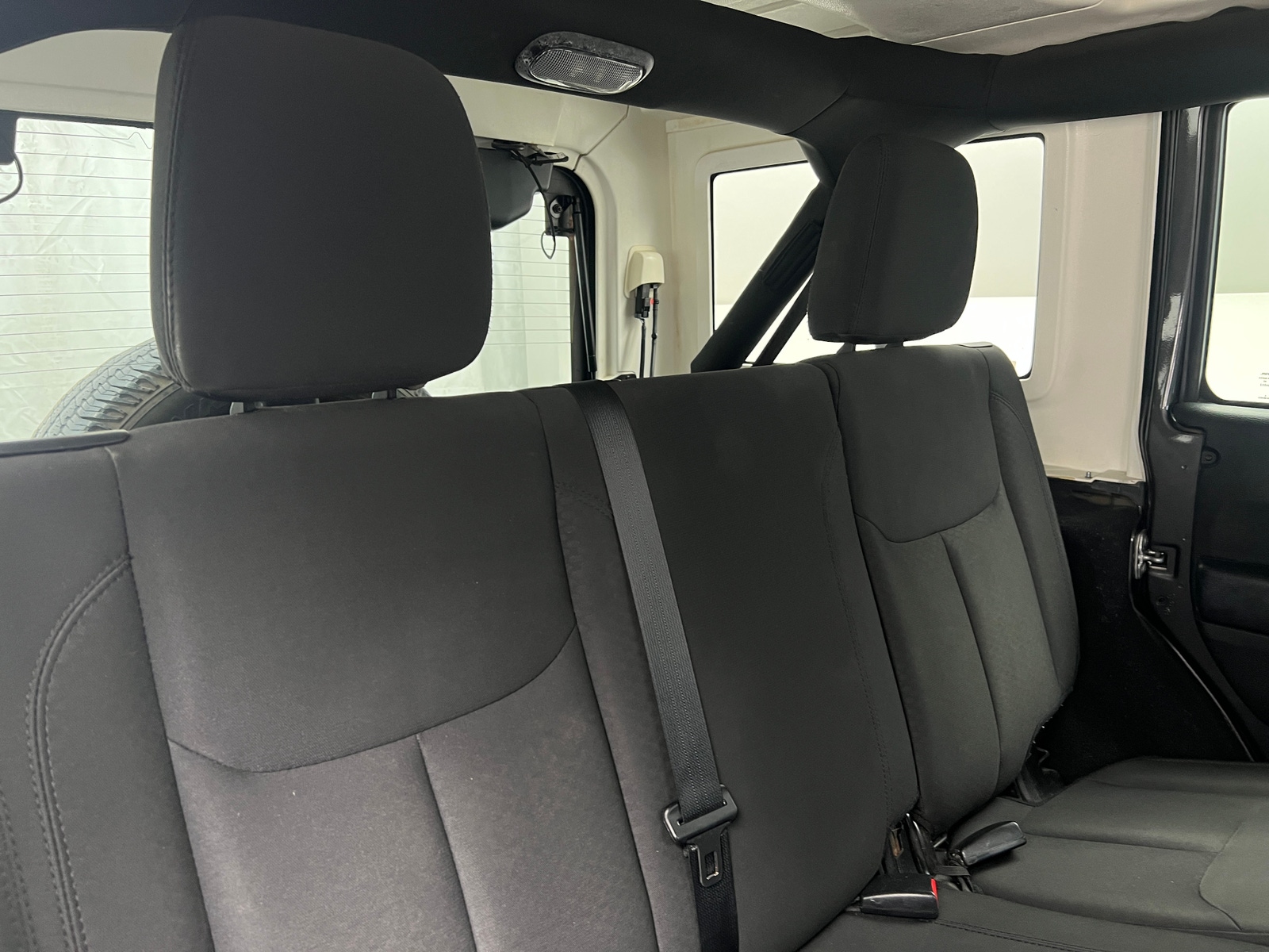 Thumbnail: 2018 Jeep Wrangler - 6