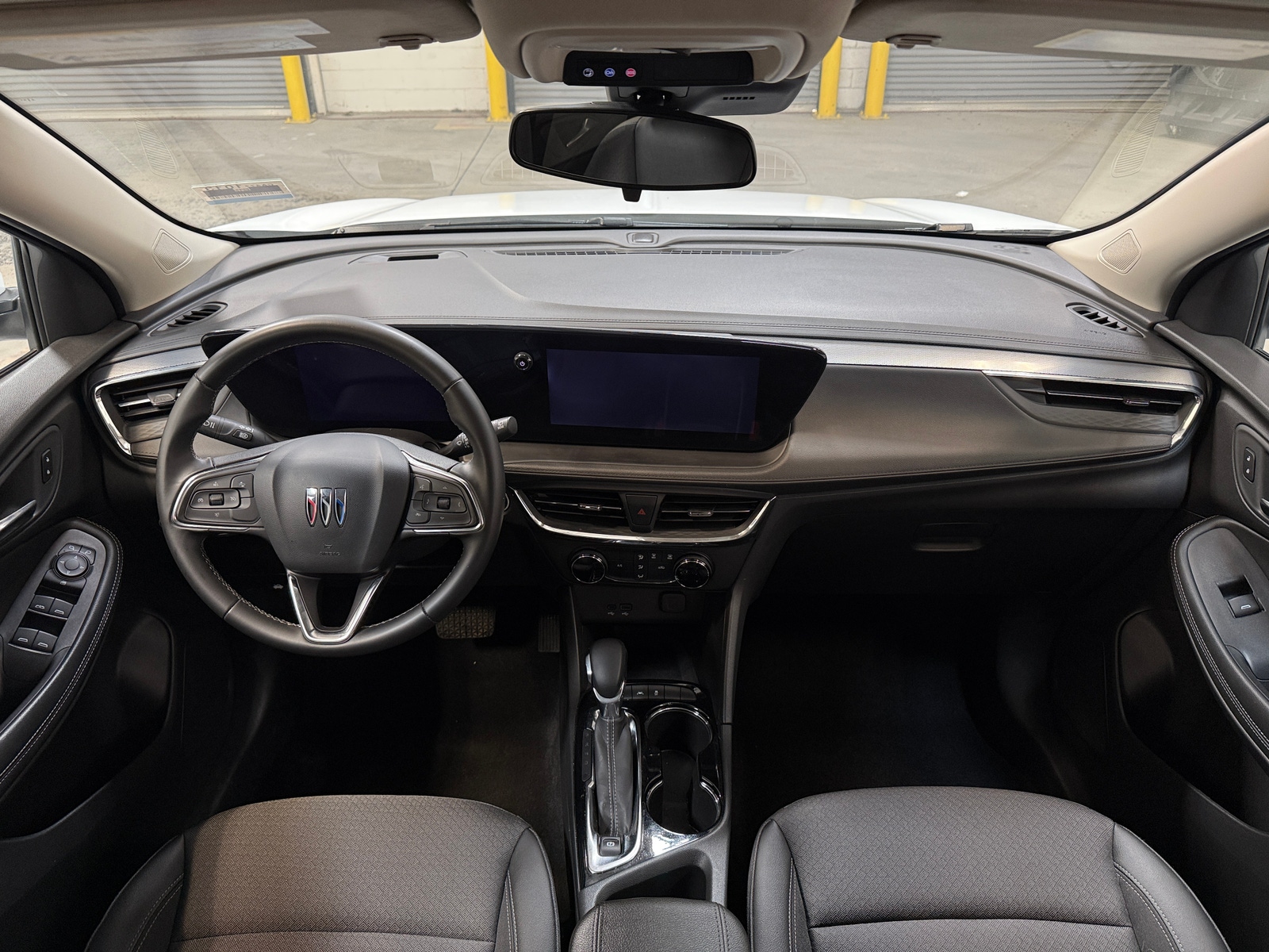 Thumbnail: 2025 Buick Encore GX - 3