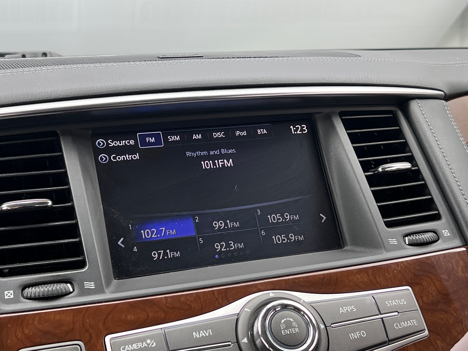 Thumbnail: 2018 INFINITI QX80 - 3