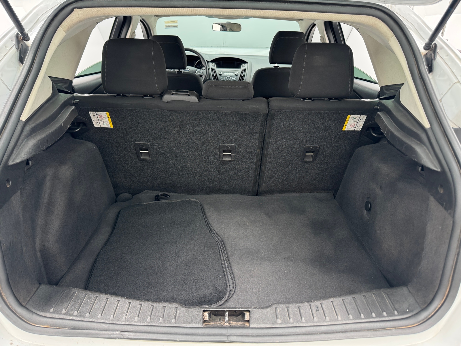 Thumbnail: 2018 Ford Focus - 7