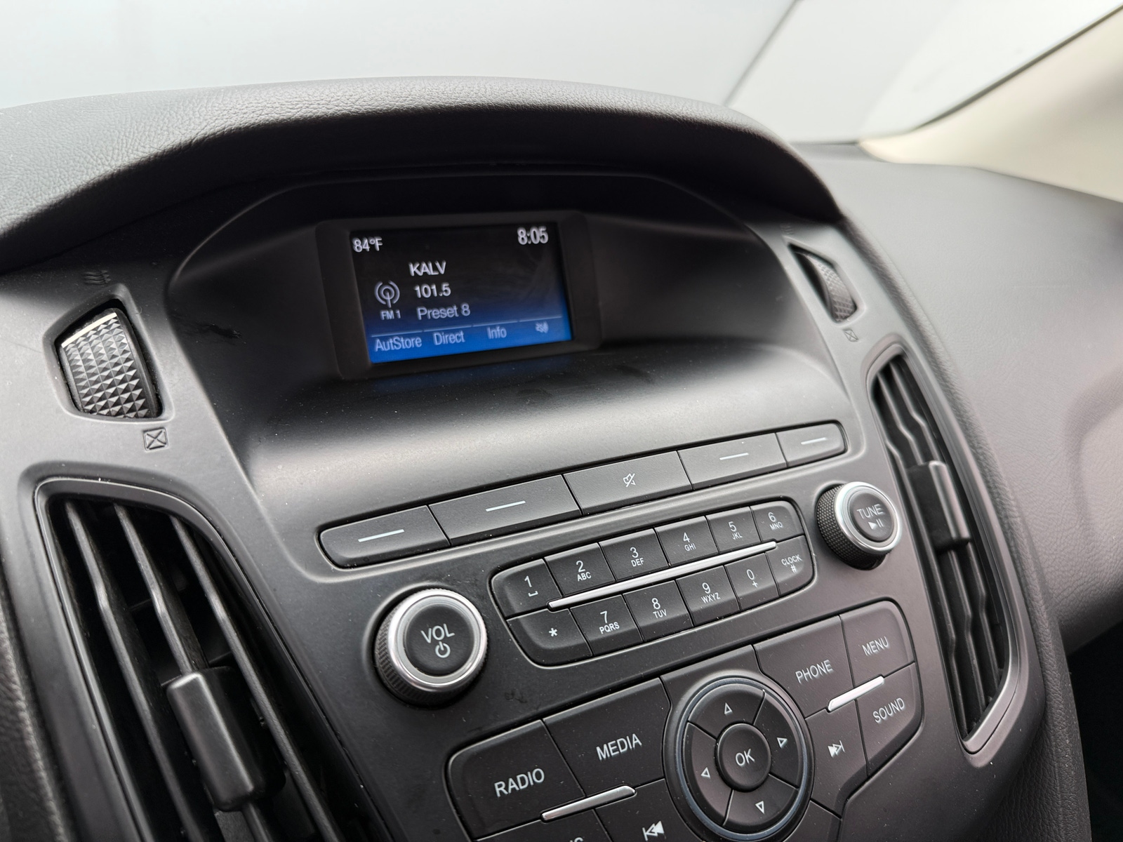 Thumbnail: 2018 Ford Focus - 4