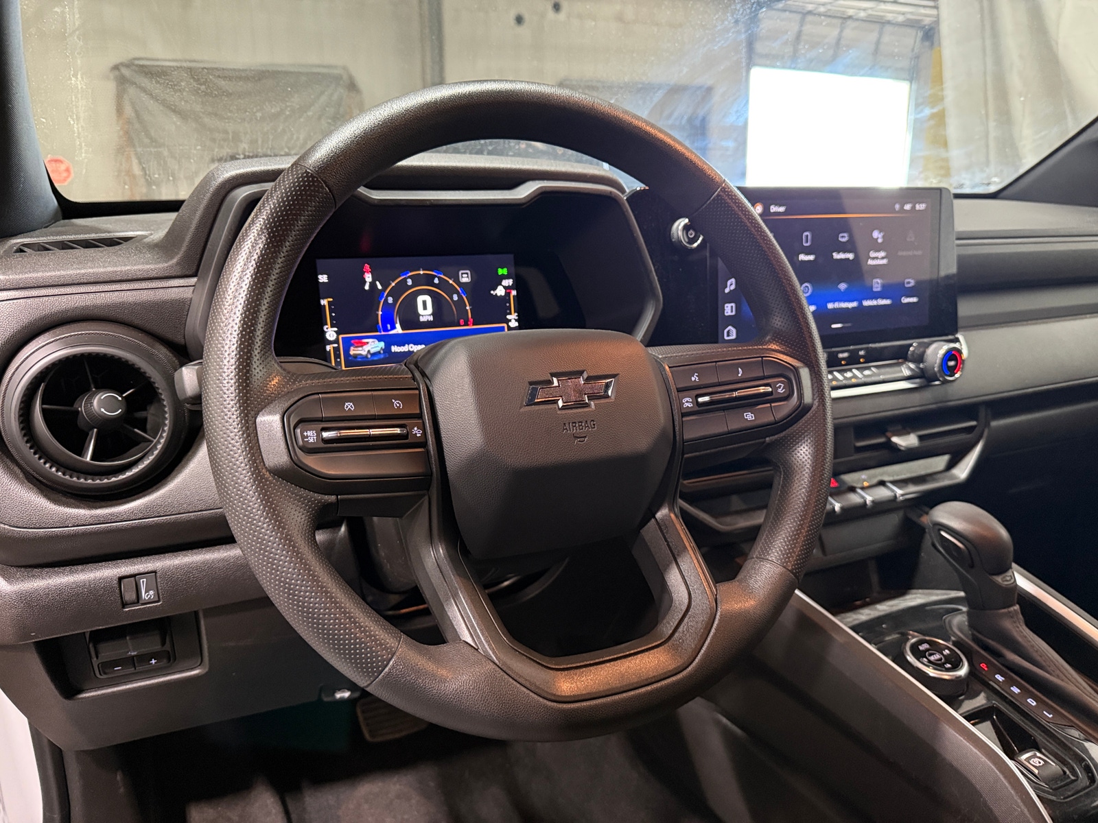 Thumbnail: 2023 Chevrolet Colorado - 5