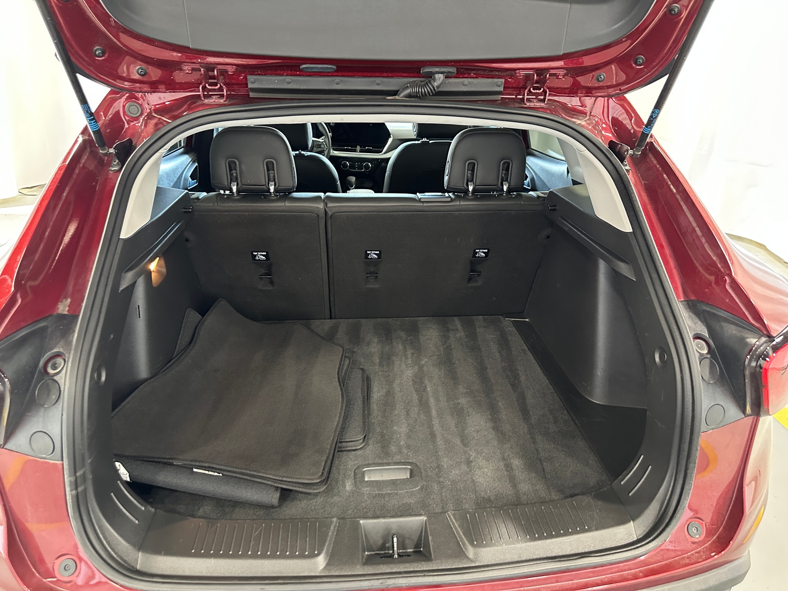 Thumbnail: 2025 Chevrolet Trax - 7