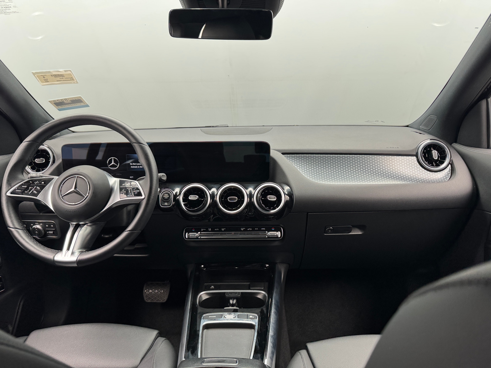 Thumbnail: 2025 Mercedes-Benz GLA - 2