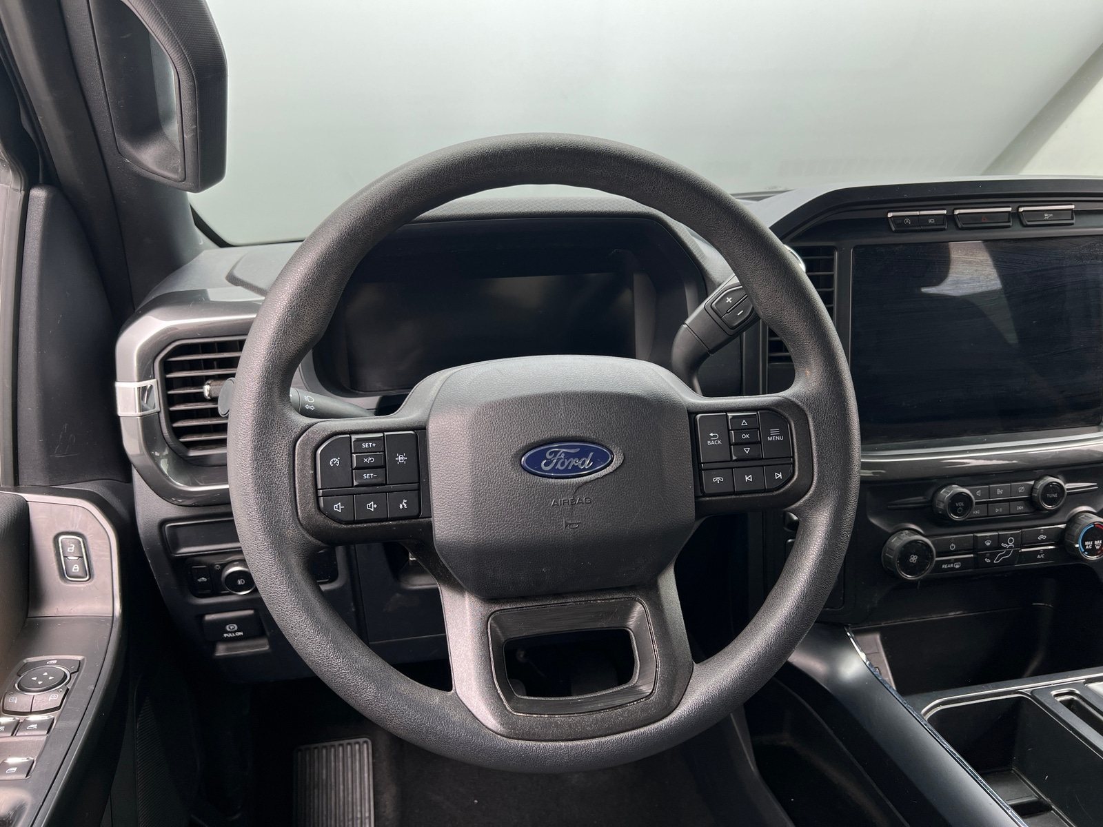 Thumbnail: 2024 Ford Econoline - 5