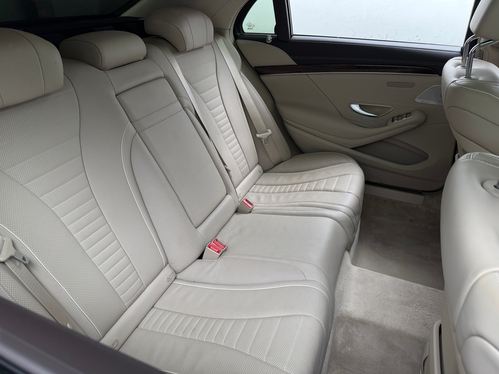 Thumbnail: 2016 Mercedes-Benz S-Class - 5