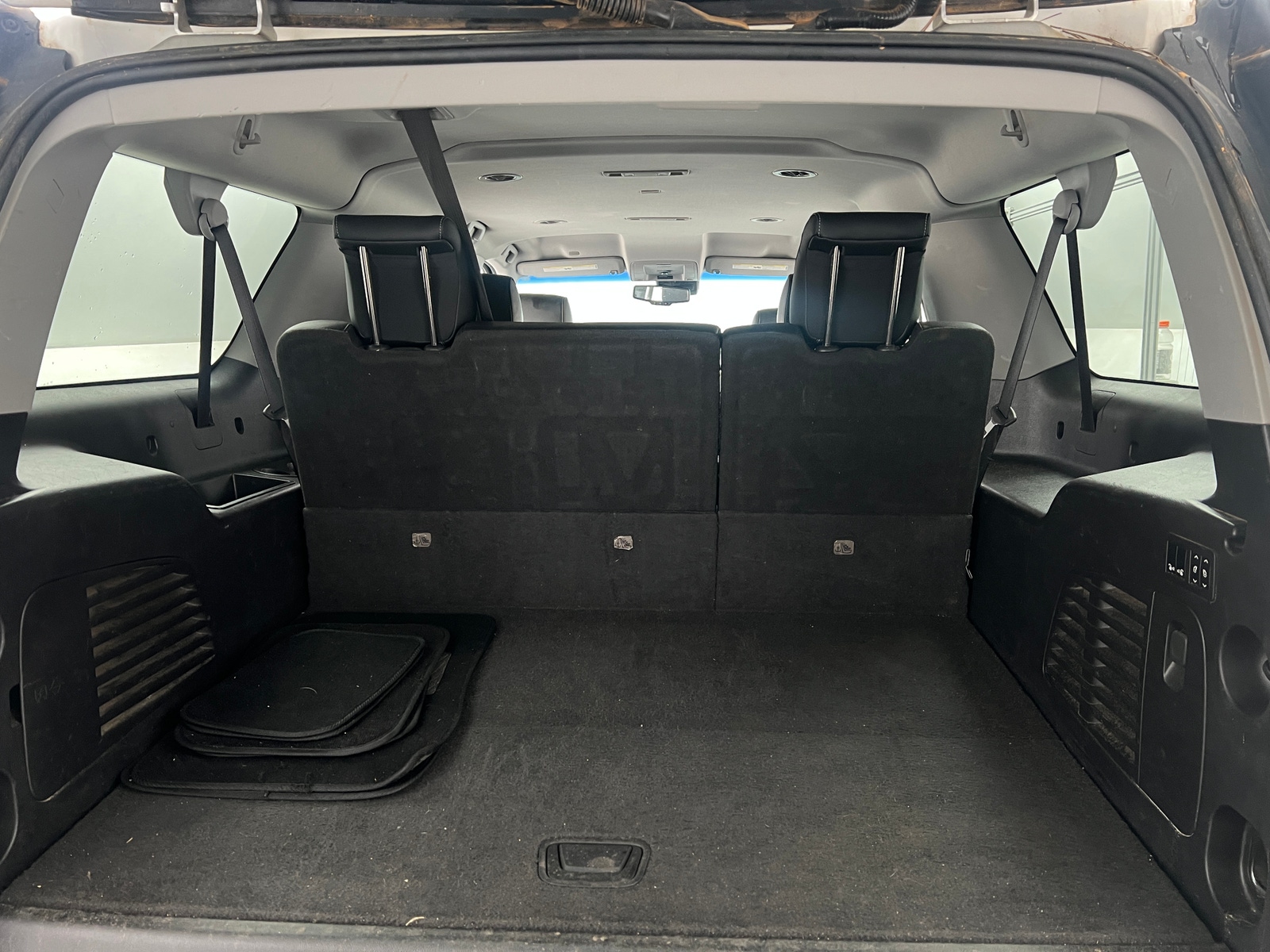 Thumbnail: 2019 GMC Yukon XL - 6