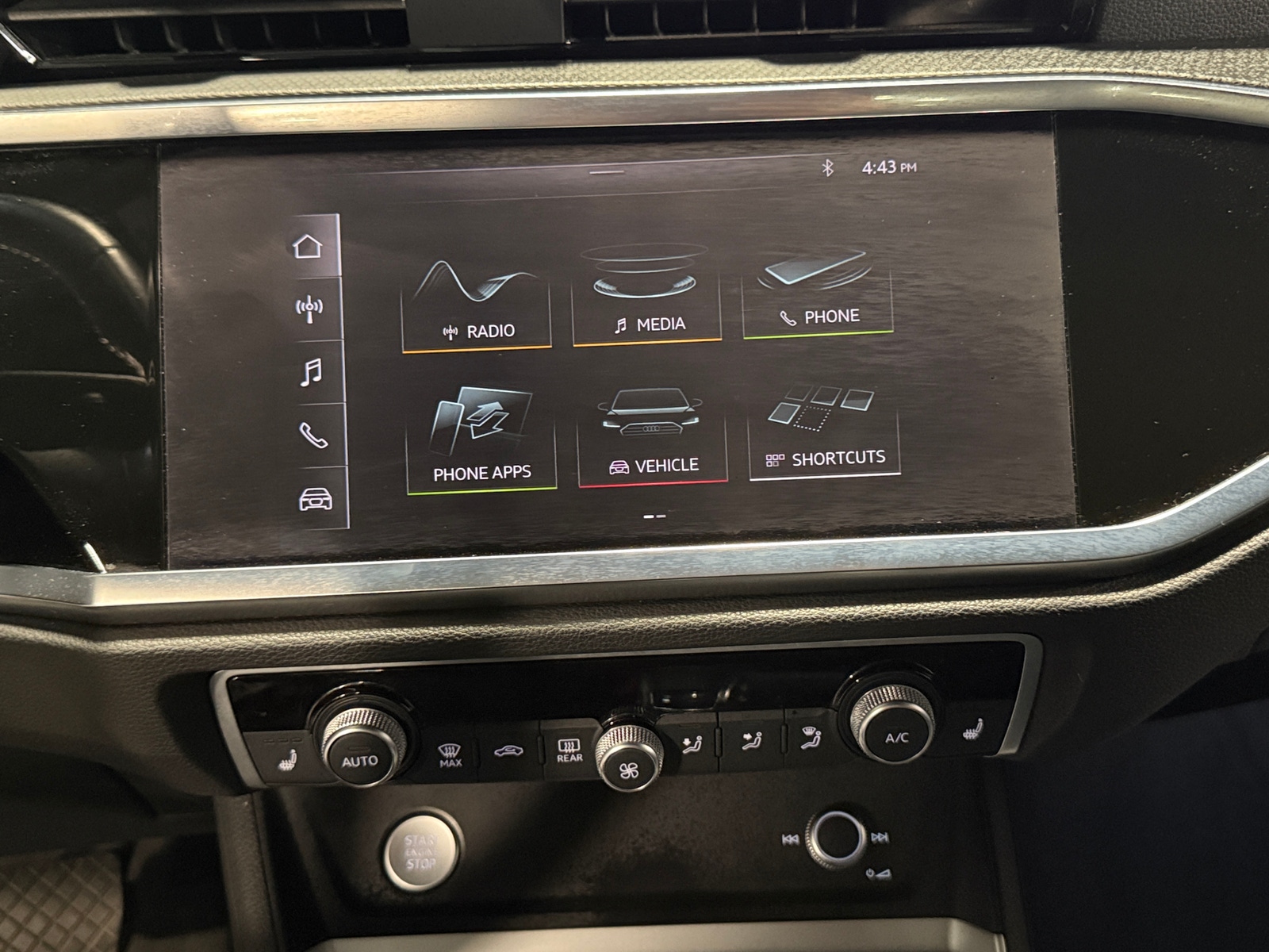 Thumbnail: 2020 Audi Q3 - 3
