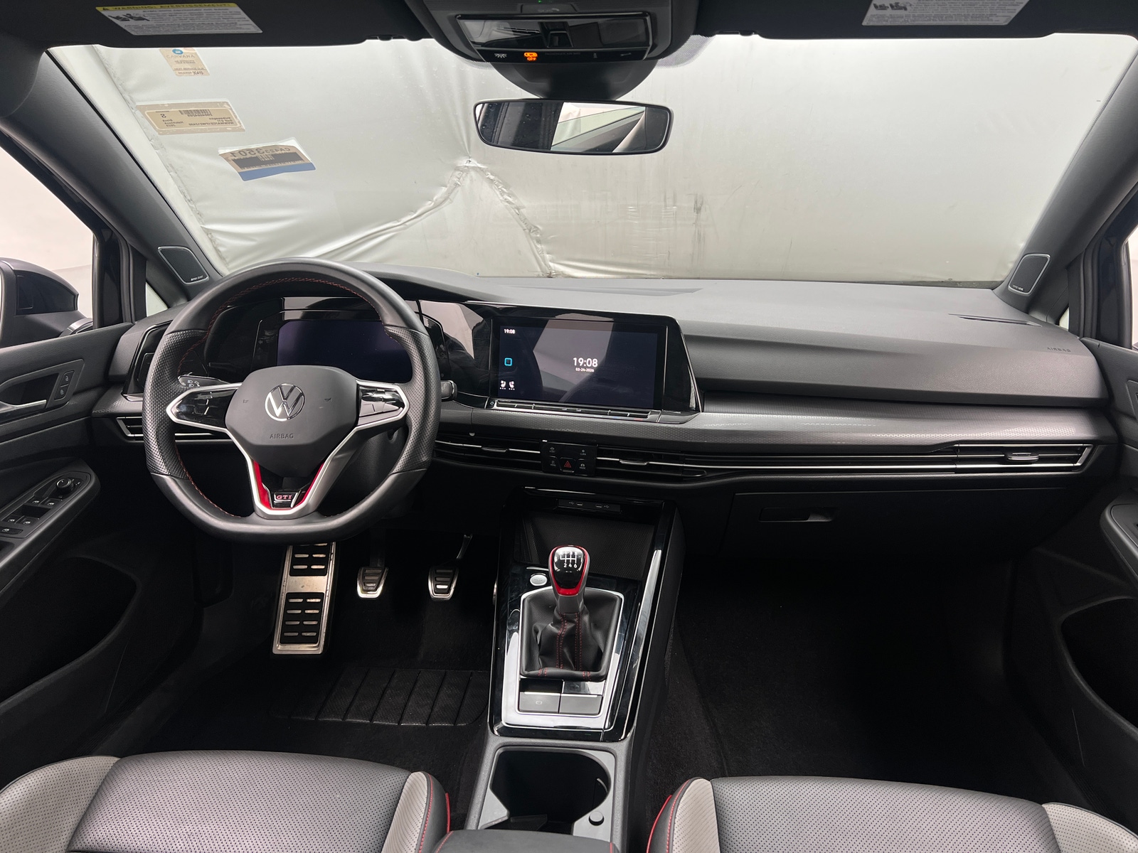 Thumbnail: 2023 Volkswagen Golf - 2