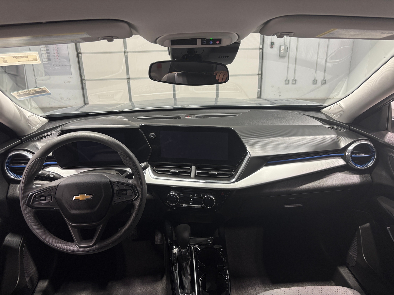 Thumbnail: 2025 Chevrolet Trax - 3