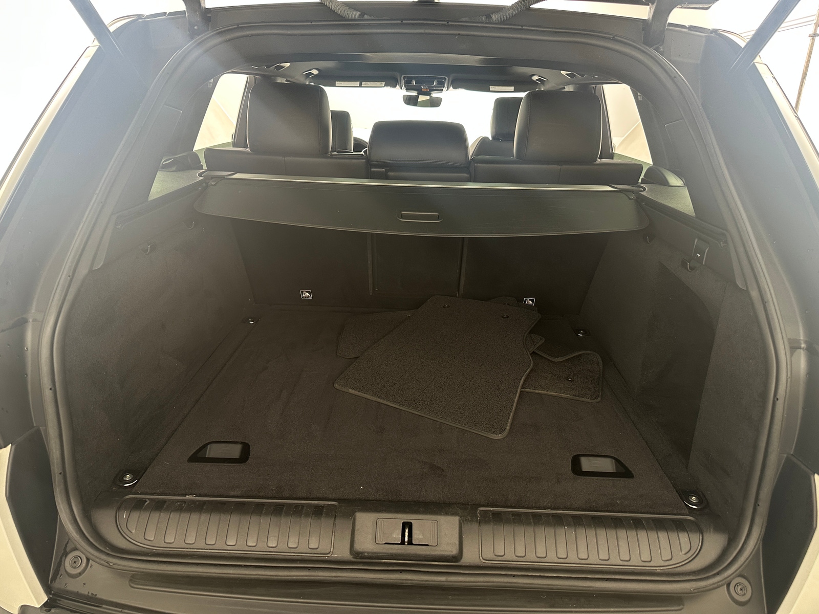 Thumbnail: 2017 Land Rover Range Rover Sport - 6