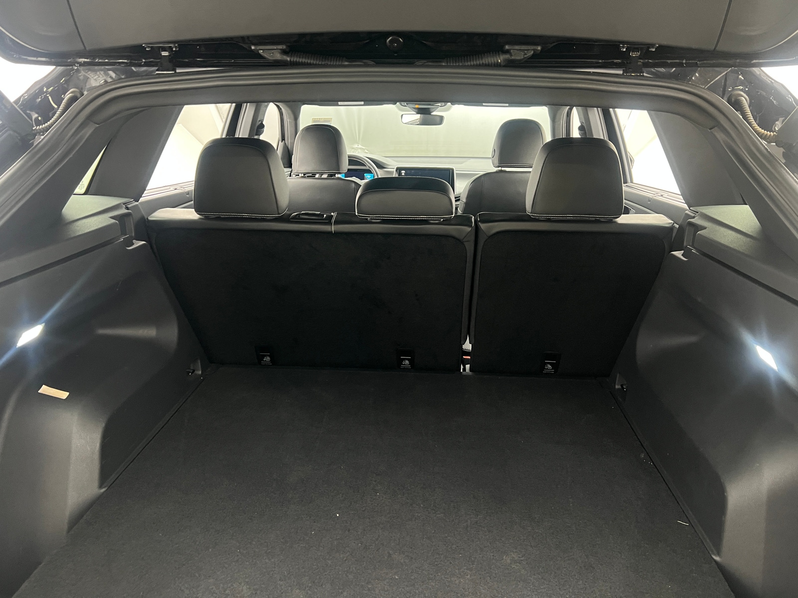 Thumbnail: 2024 Volkswagen Atlas - 6