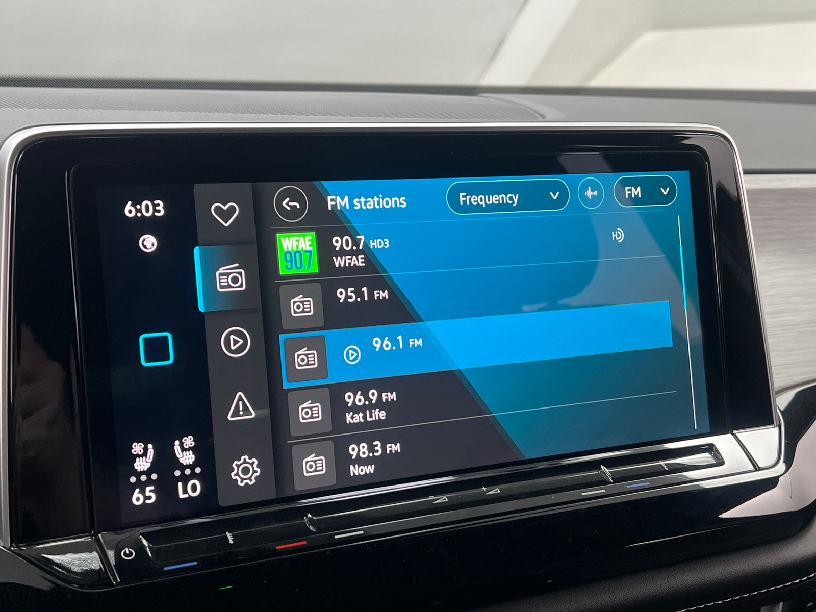 Thumbnail: 2024 Volkswagen Atlas - 3