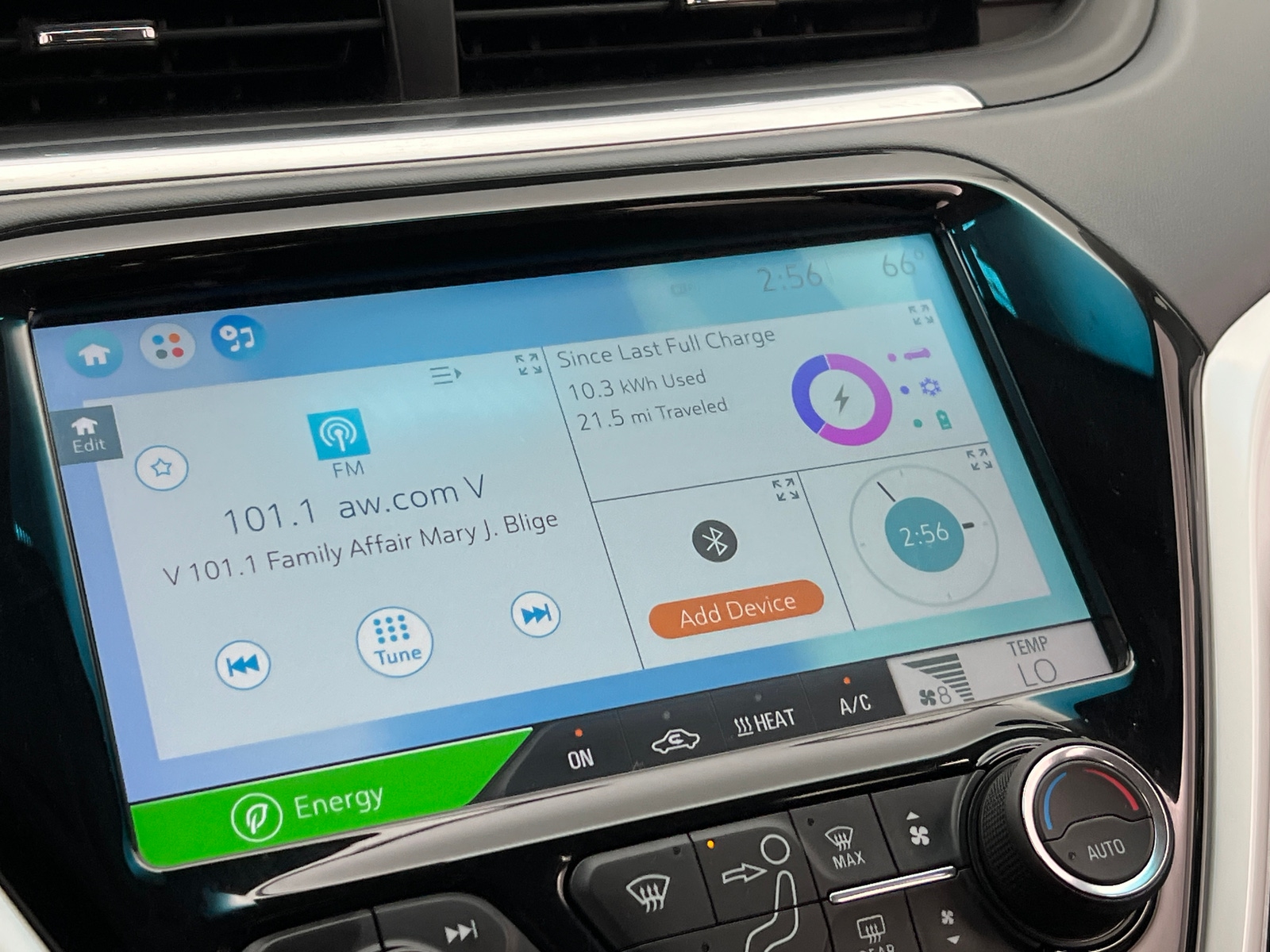 Thumbnail: 2019 Chevrolet Bolt EV - 4