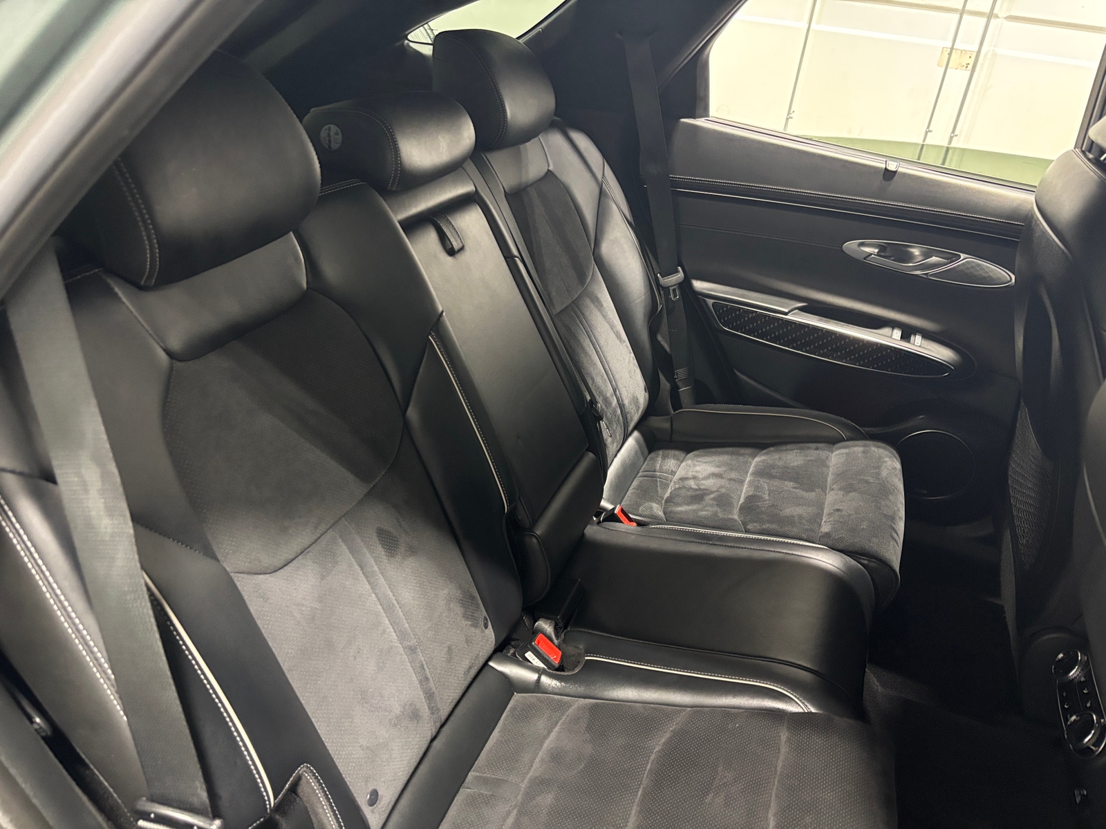 Thumbnail: 2022 Genesis GV70 - 5