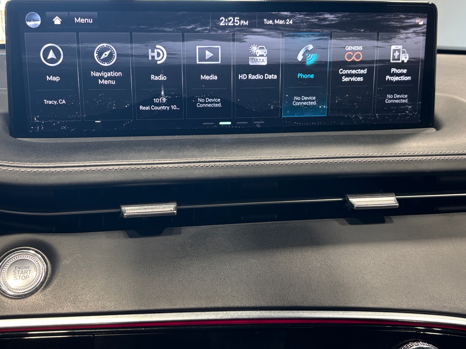 Thumbnail: 2022 Genesis GV70 - 3