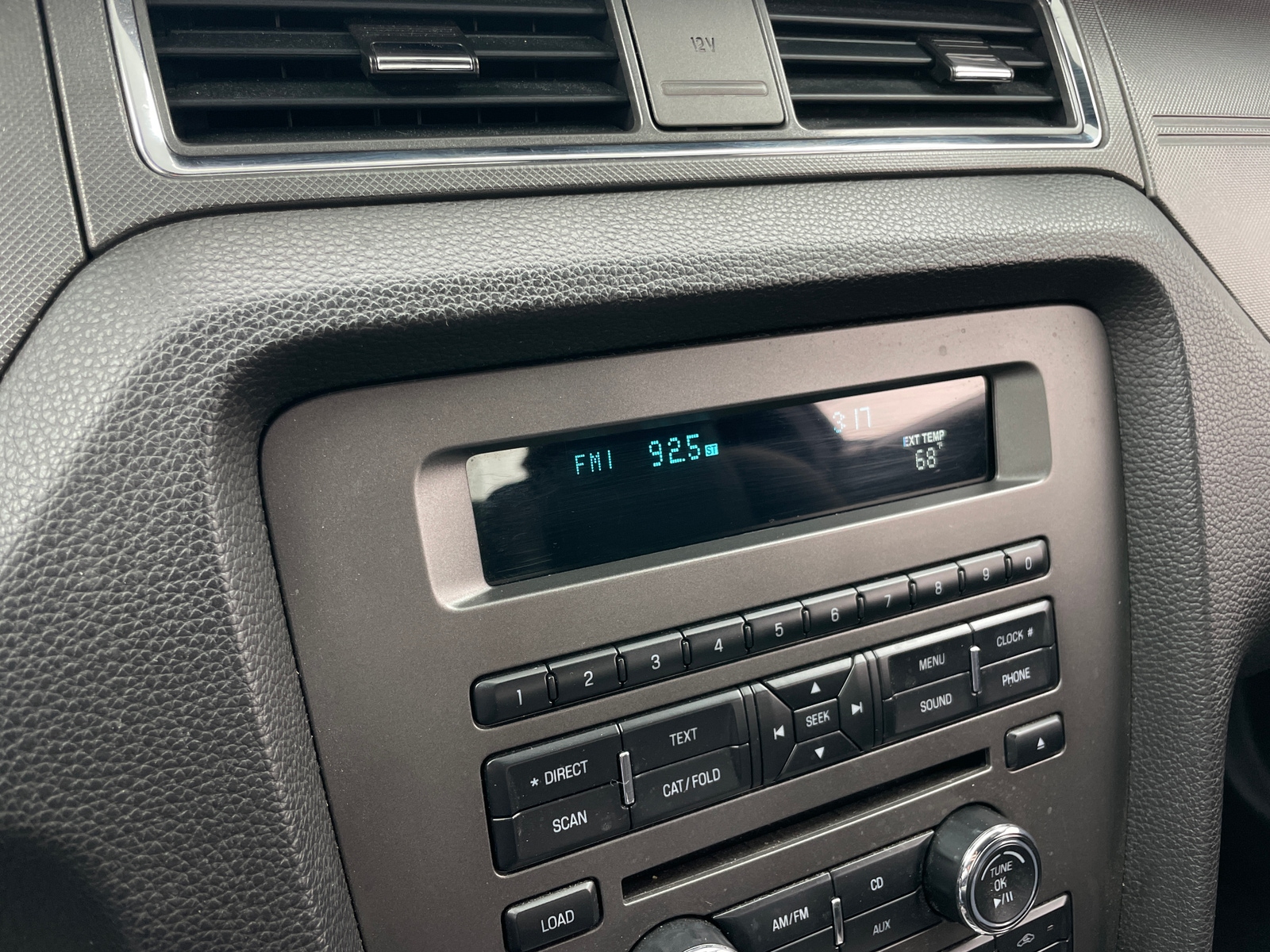 Thumbnail: 2010 Ford Mustang - 3