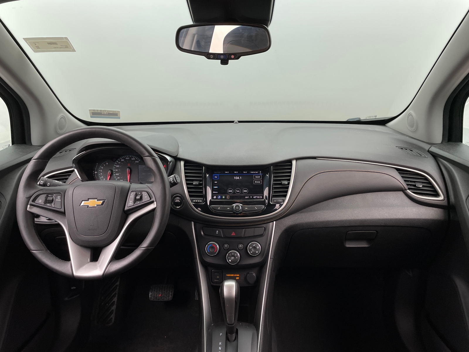 Thumbnail: 2020 Chevrolet Trax - 3