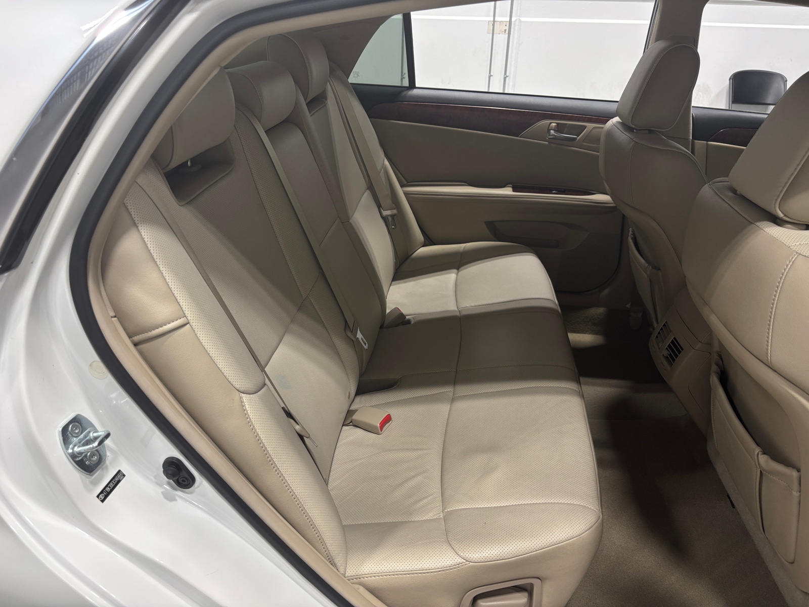 Thumbnail: 2012 Toyota Avalon - 6