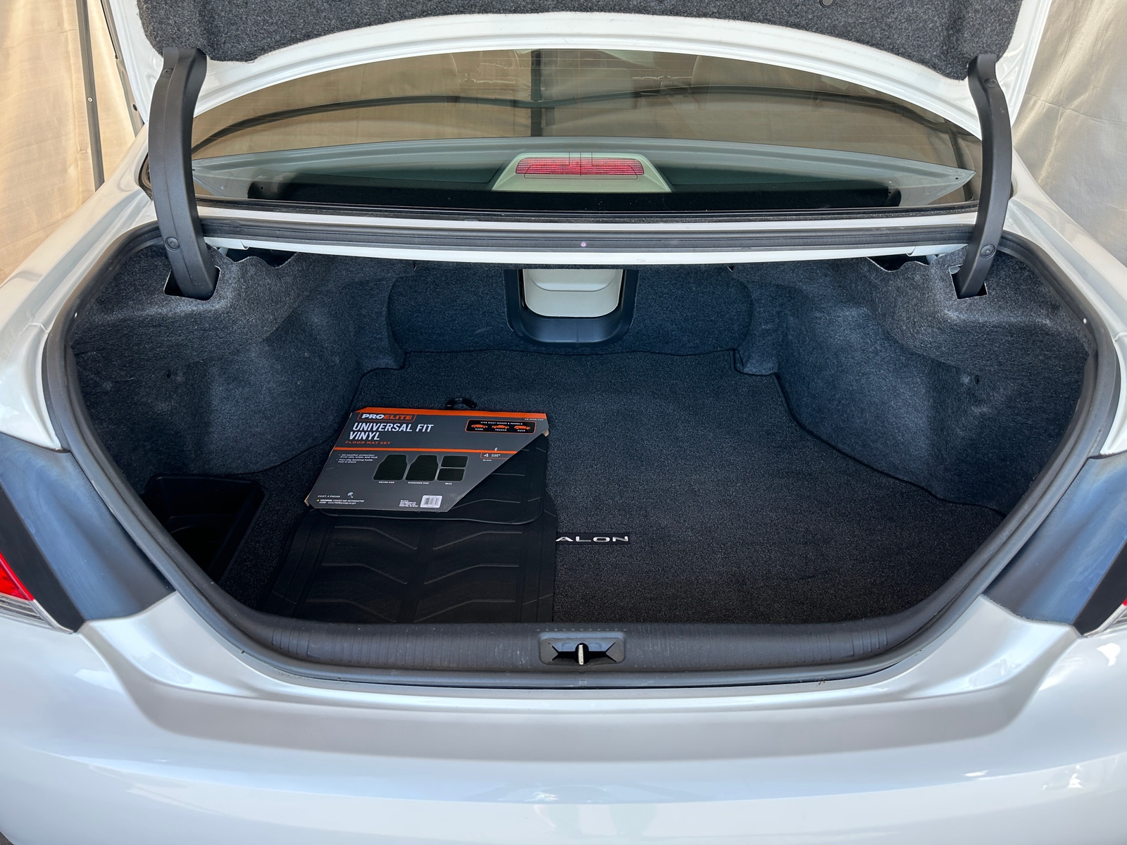 Thumbnail: 2012 Toyota Avalon - 7