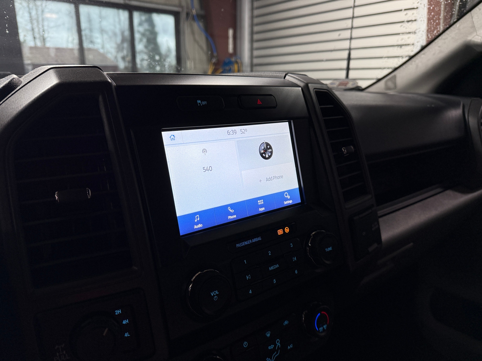 Thumbnail: 2022 Ford Econoline - 4