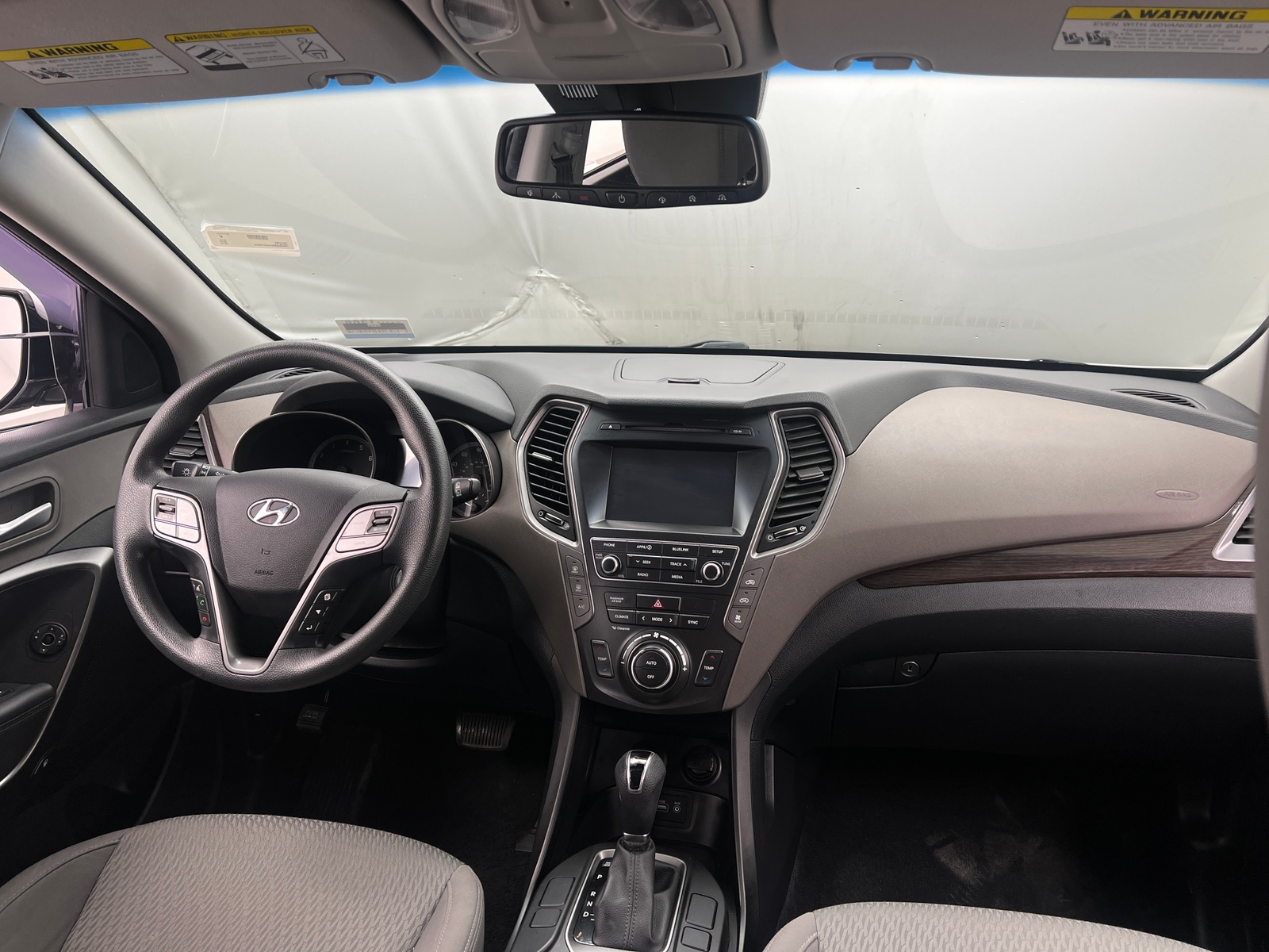 Thumbnail: 2018 Hyundai Santa Fe - 3