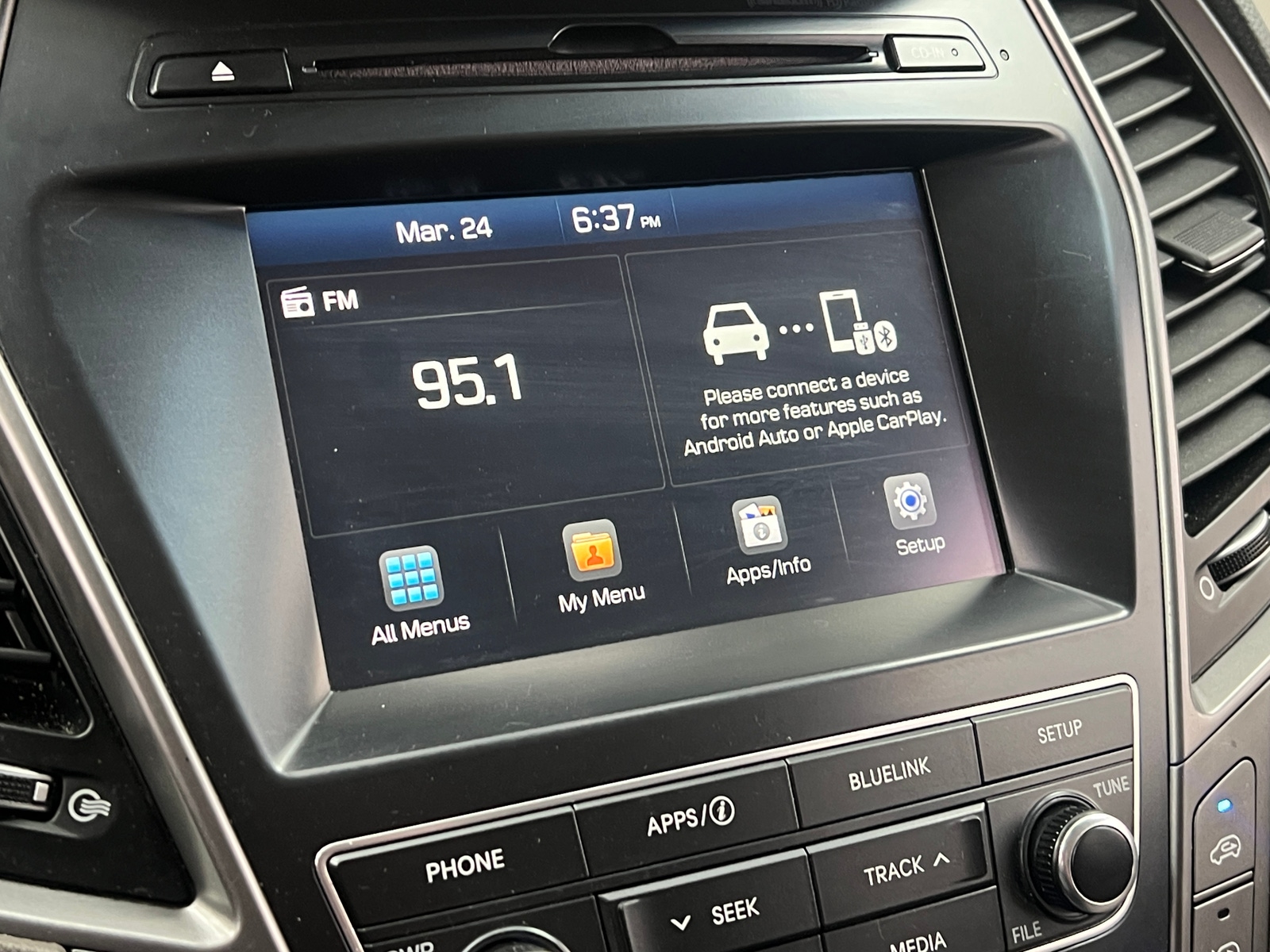 Thumbnail: 2018 Hyundai Santa Fe - 4