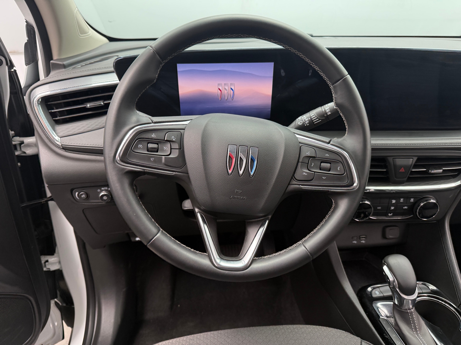 Thumbnail: 2025 Buick Encore GX - 4