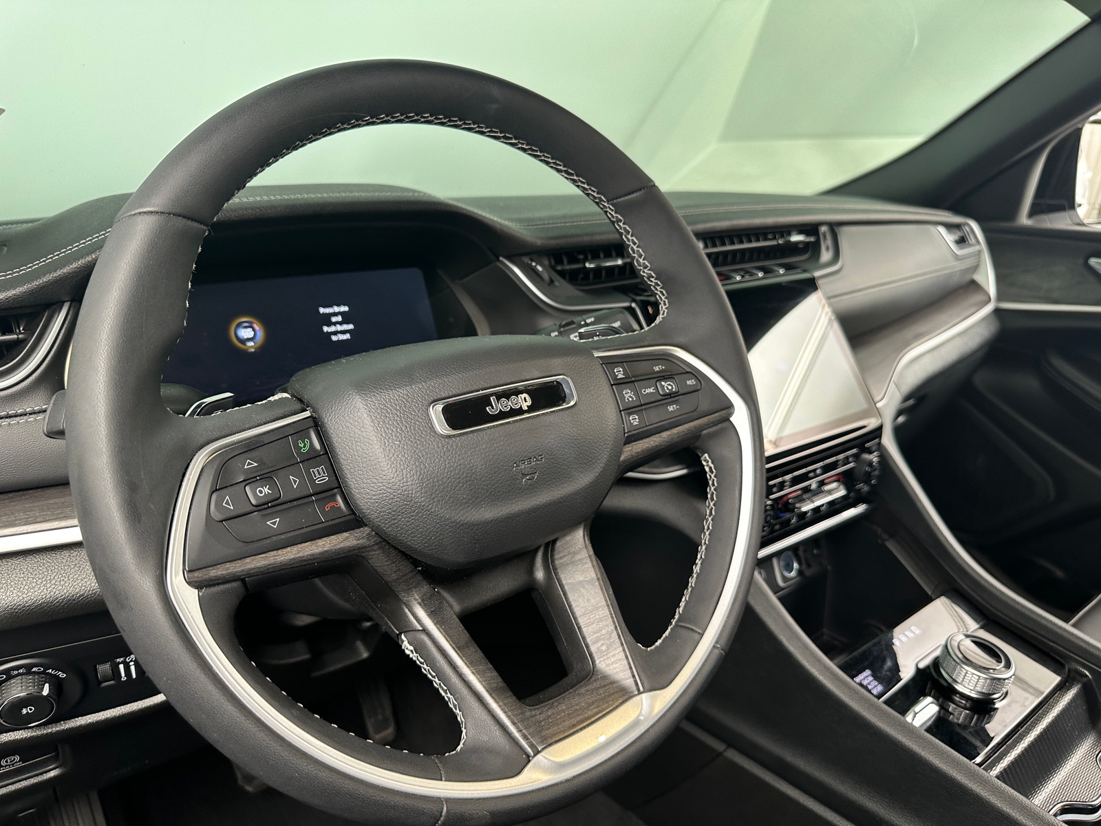 Thumbnail: 2025 Jeep Grand Cherokee L - 4