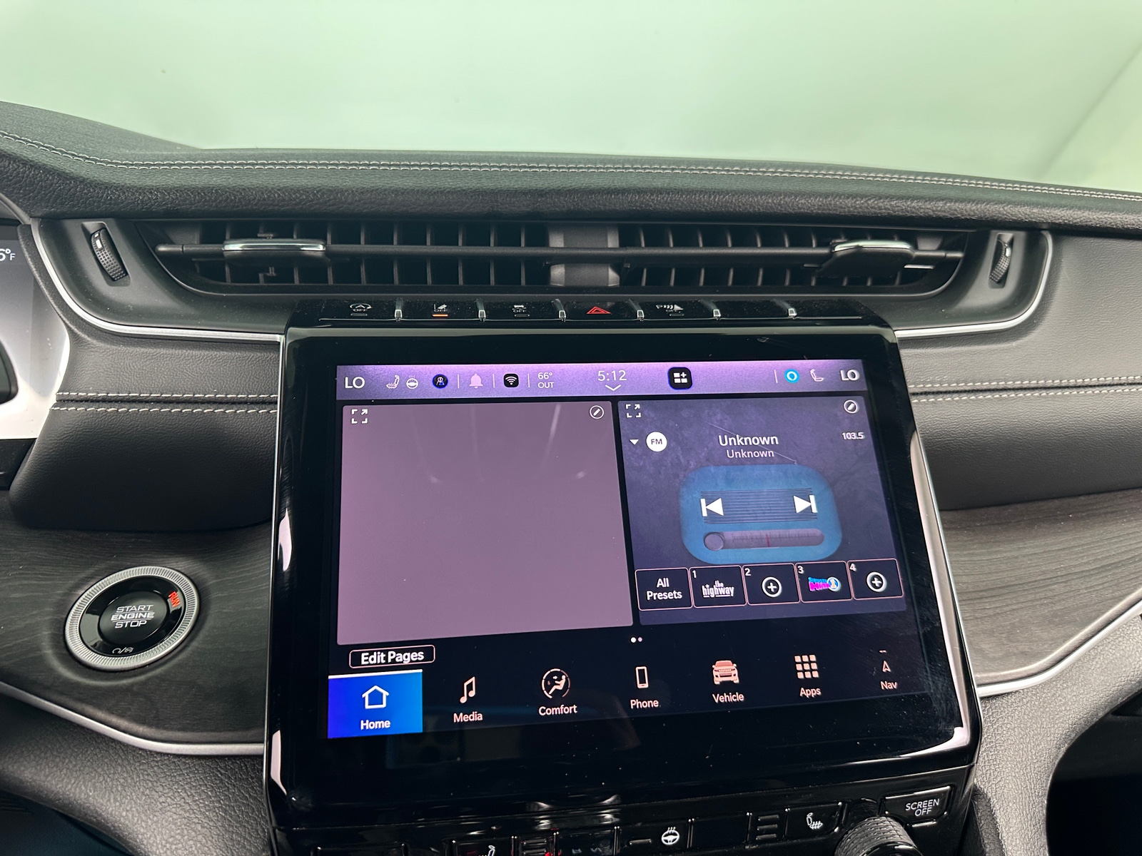 Thumbnail: 2025 Jeep Grand Cherokee L - 3