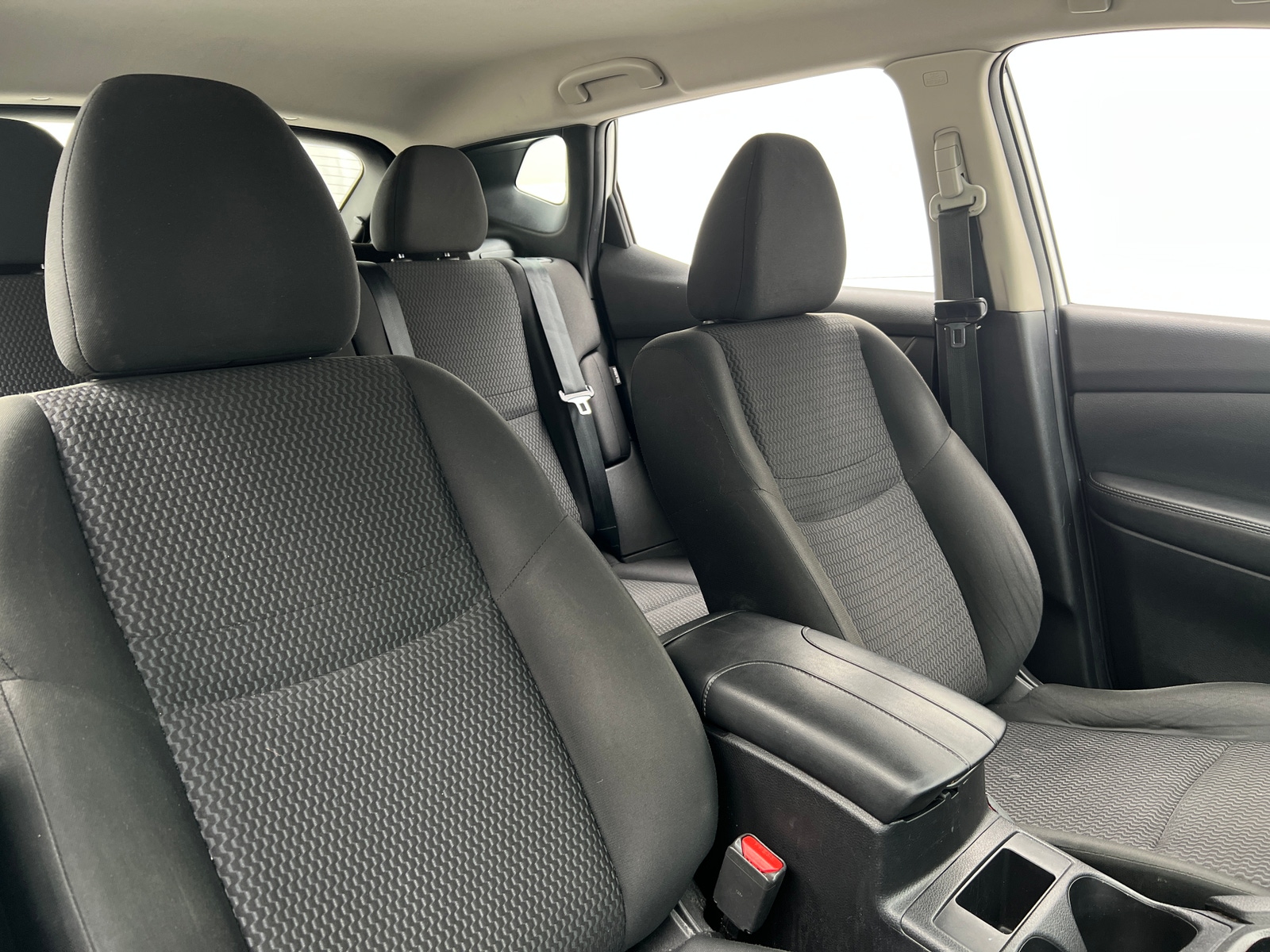 Thumbnail: 2021 Nissan Rogue Sport - 2