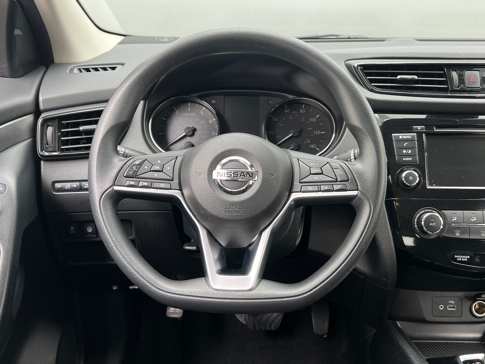 Thumbnail: 2021 Nissan Rogue Sport - 5