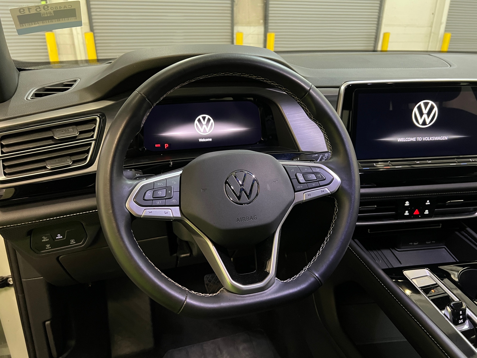 Thumbnail: 2025 Volkswagen Atlas - 4