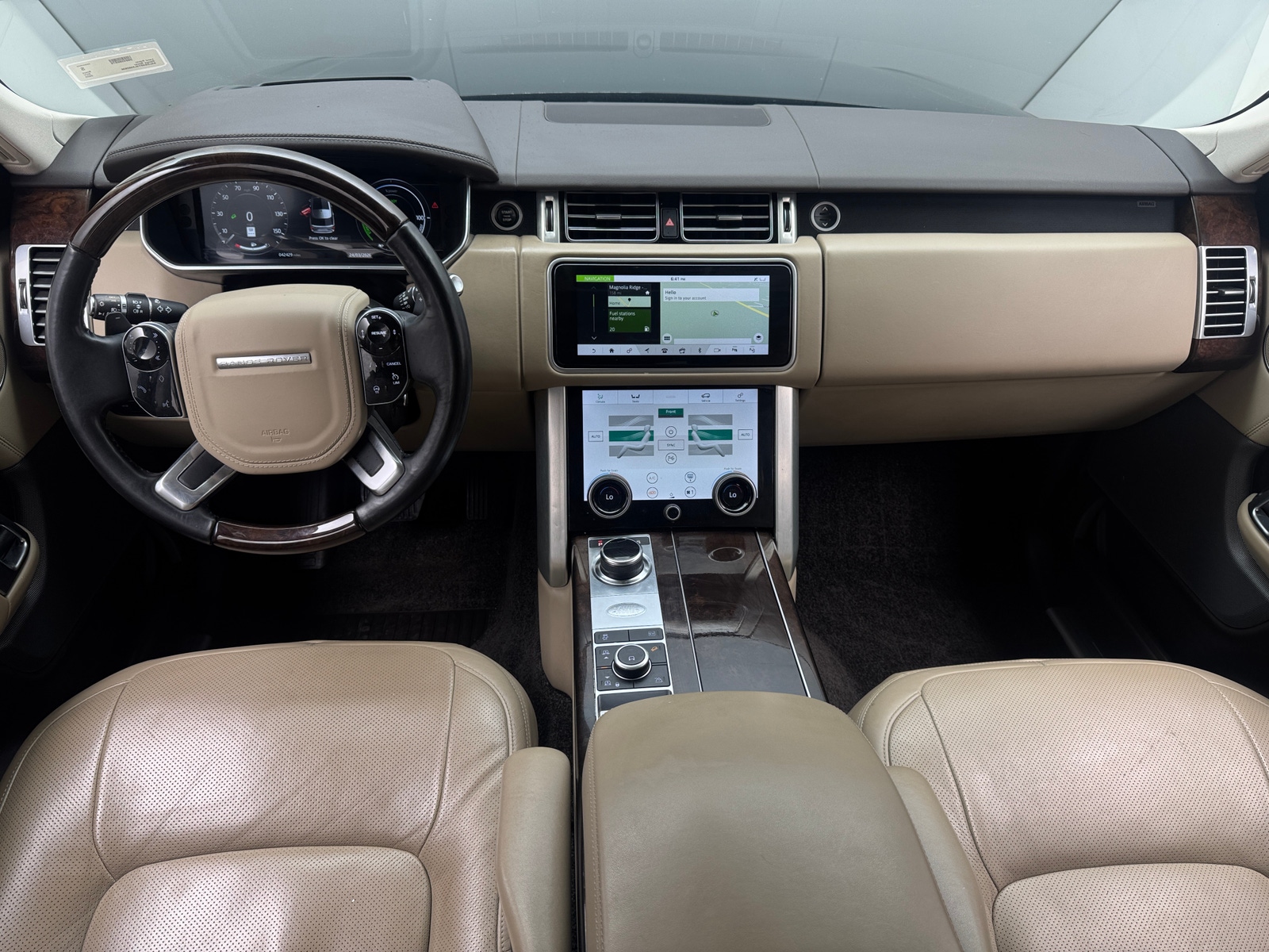 Thumbnail: 2020 Land Rover Range Rover - 2